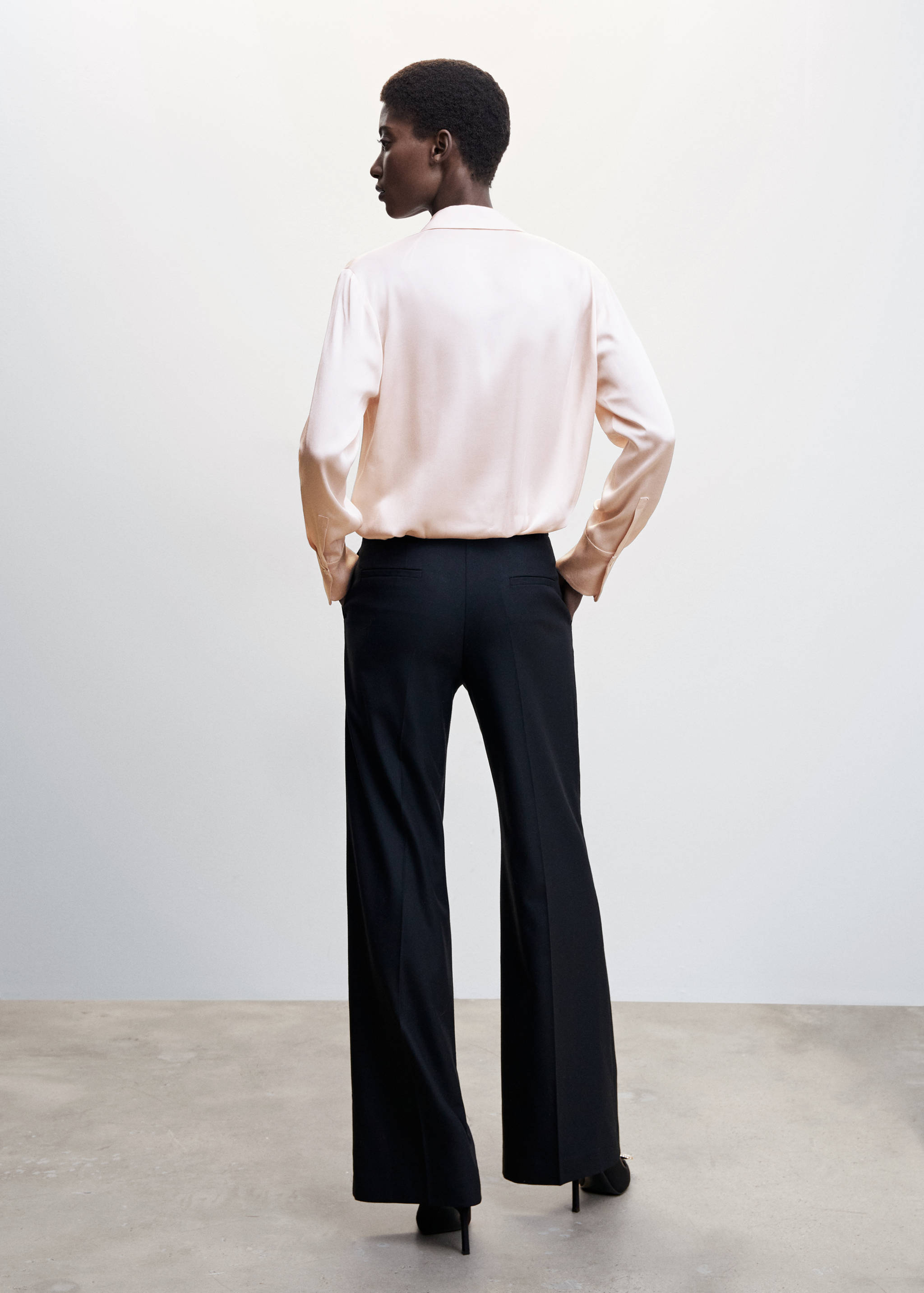 Lapels flowy shirt - Reverse of the article