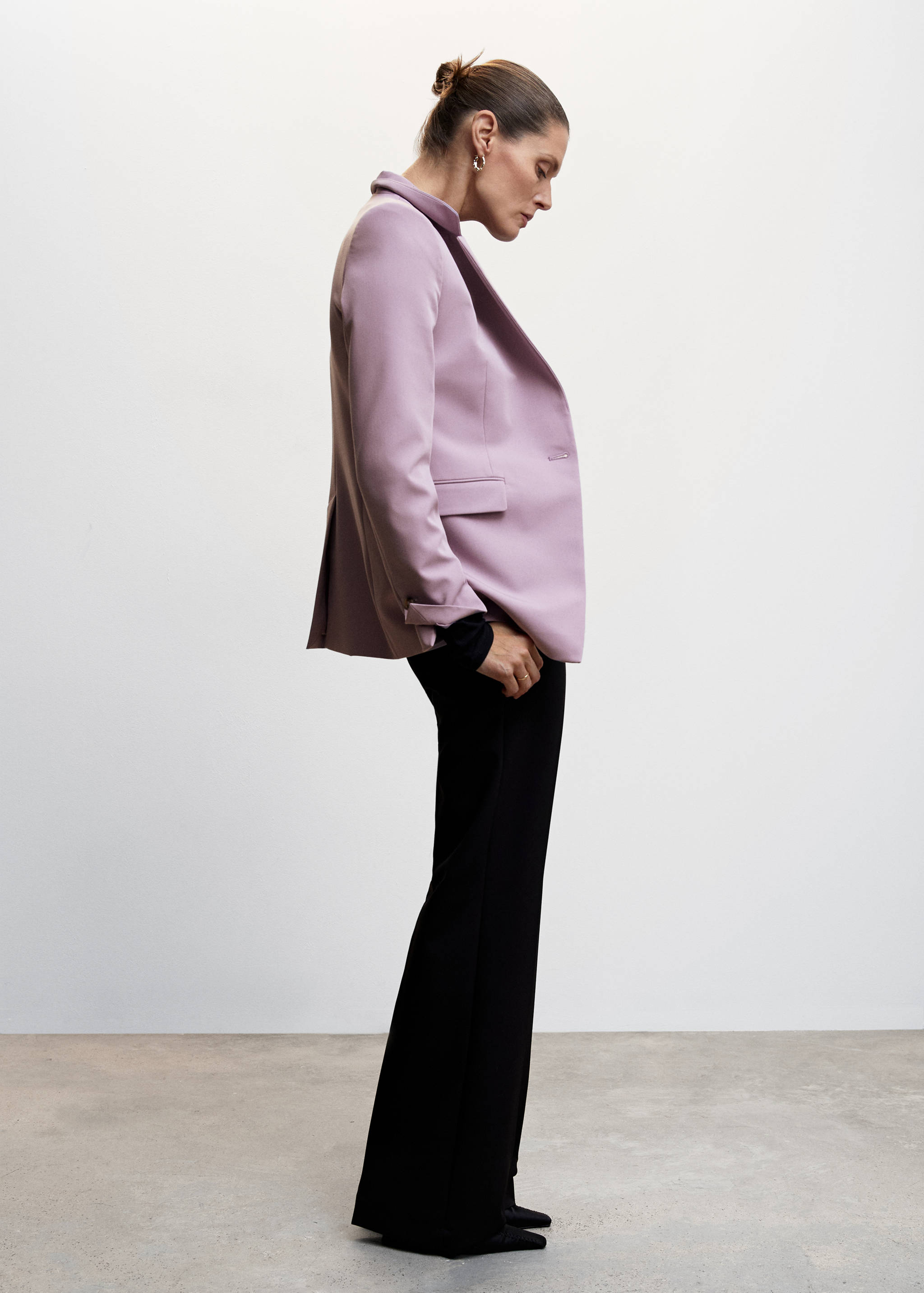 Colbert met knoop - Detail van het artikel 4