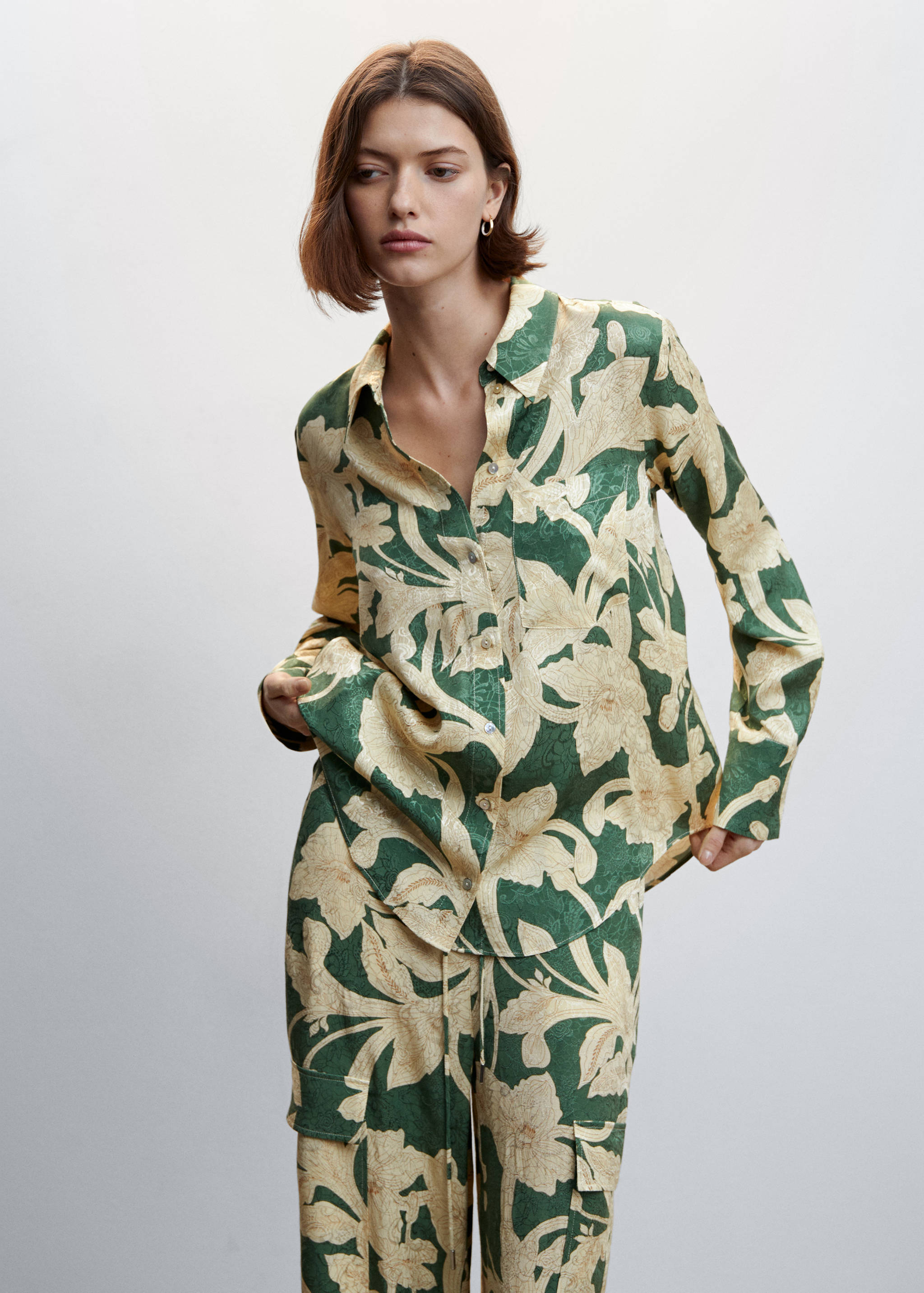 Floral print shirt - Medium plane