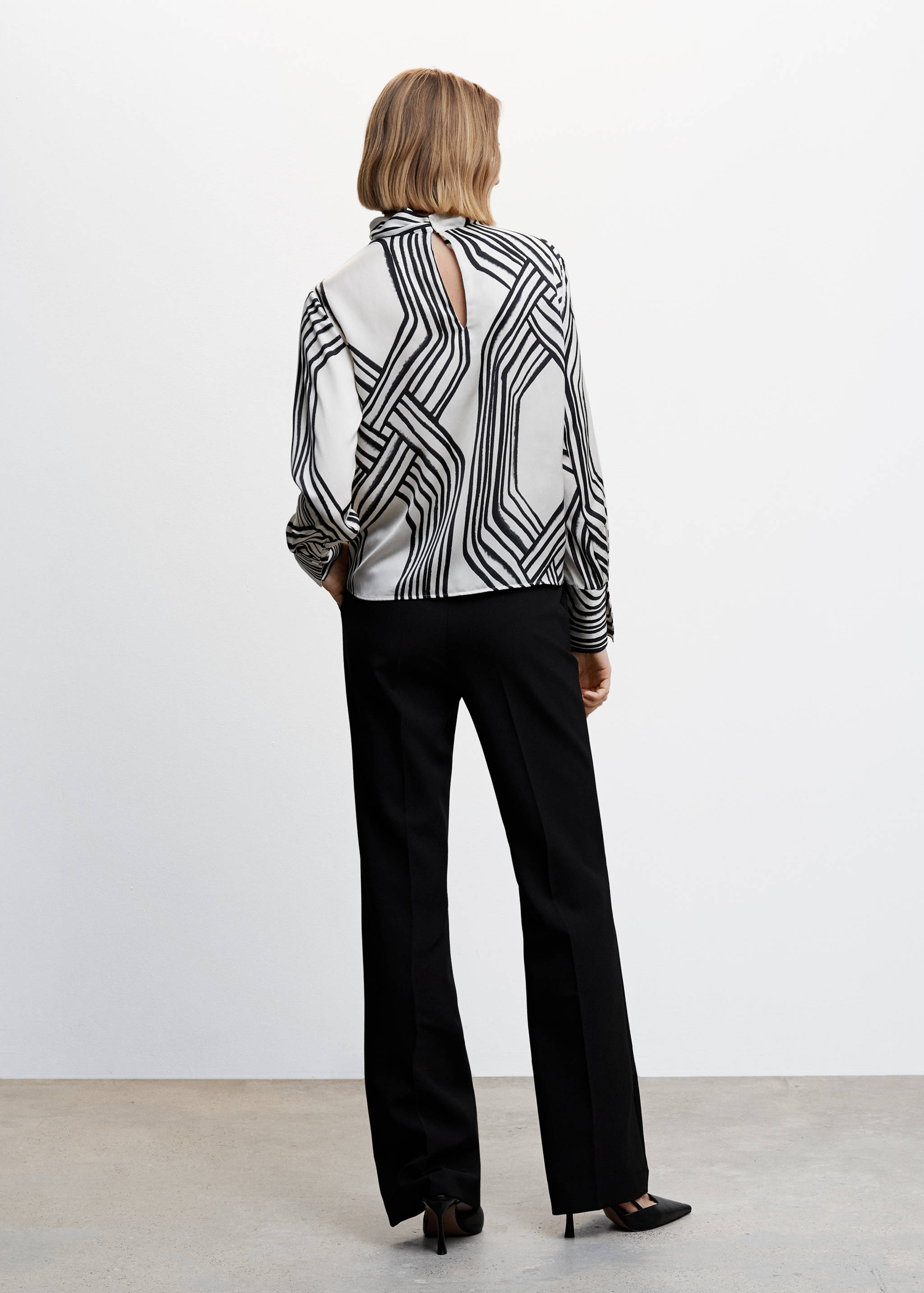 Satin print blouse - Reverse of the article