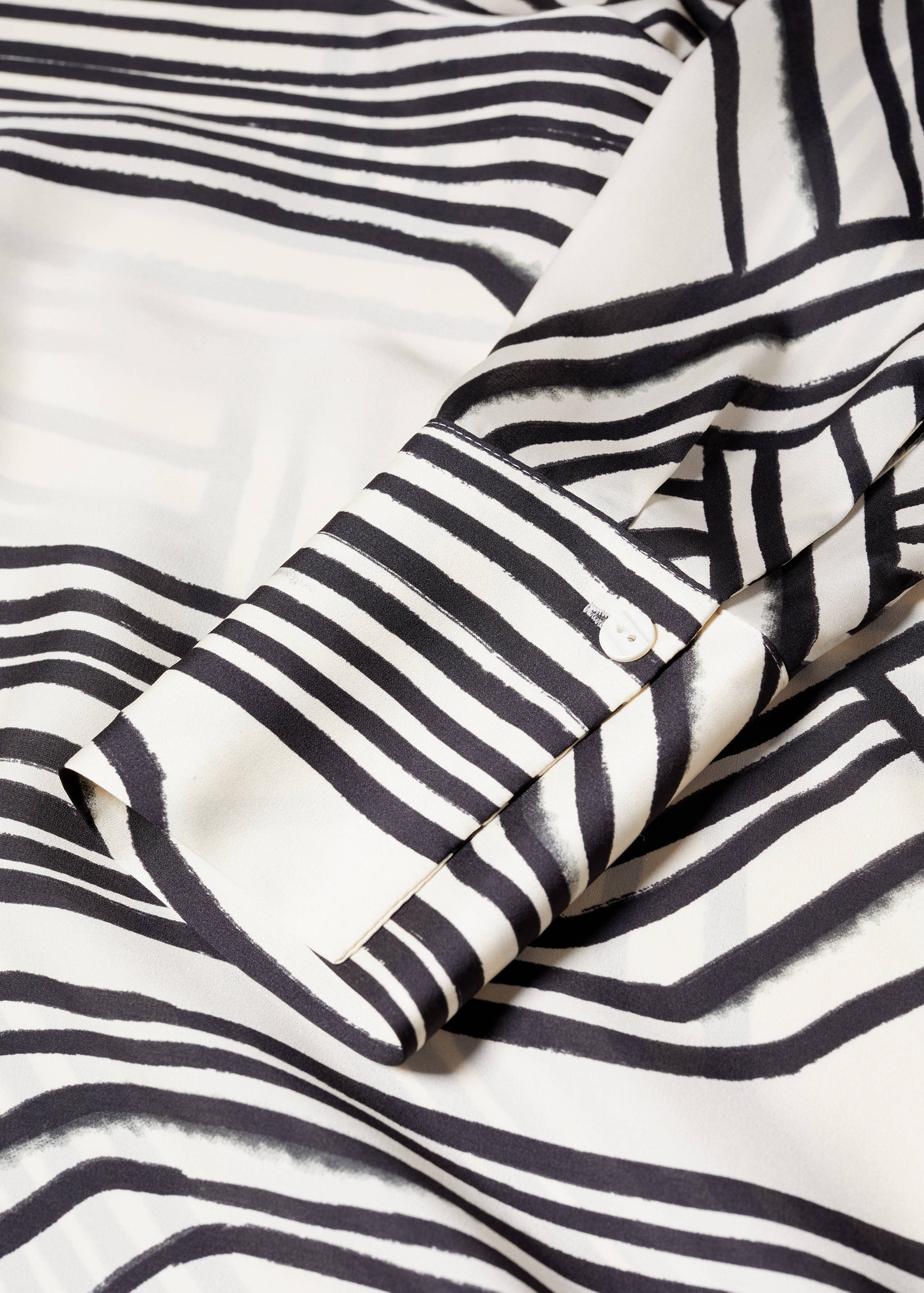 Satin print blouse - Details of the article 8