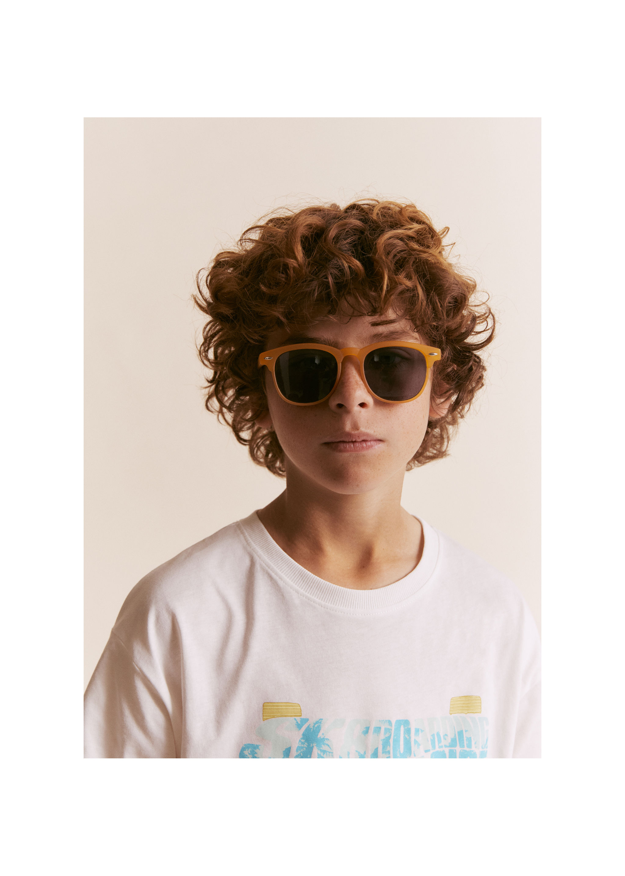 Gafas de sol montura de pasta - Plano general