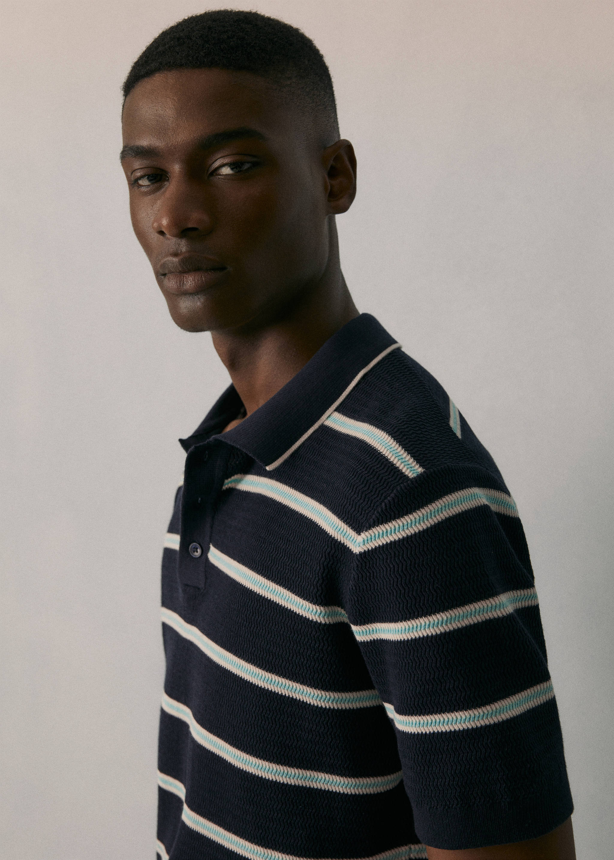 Striped textured knitted polo shirt - Details of the article 5