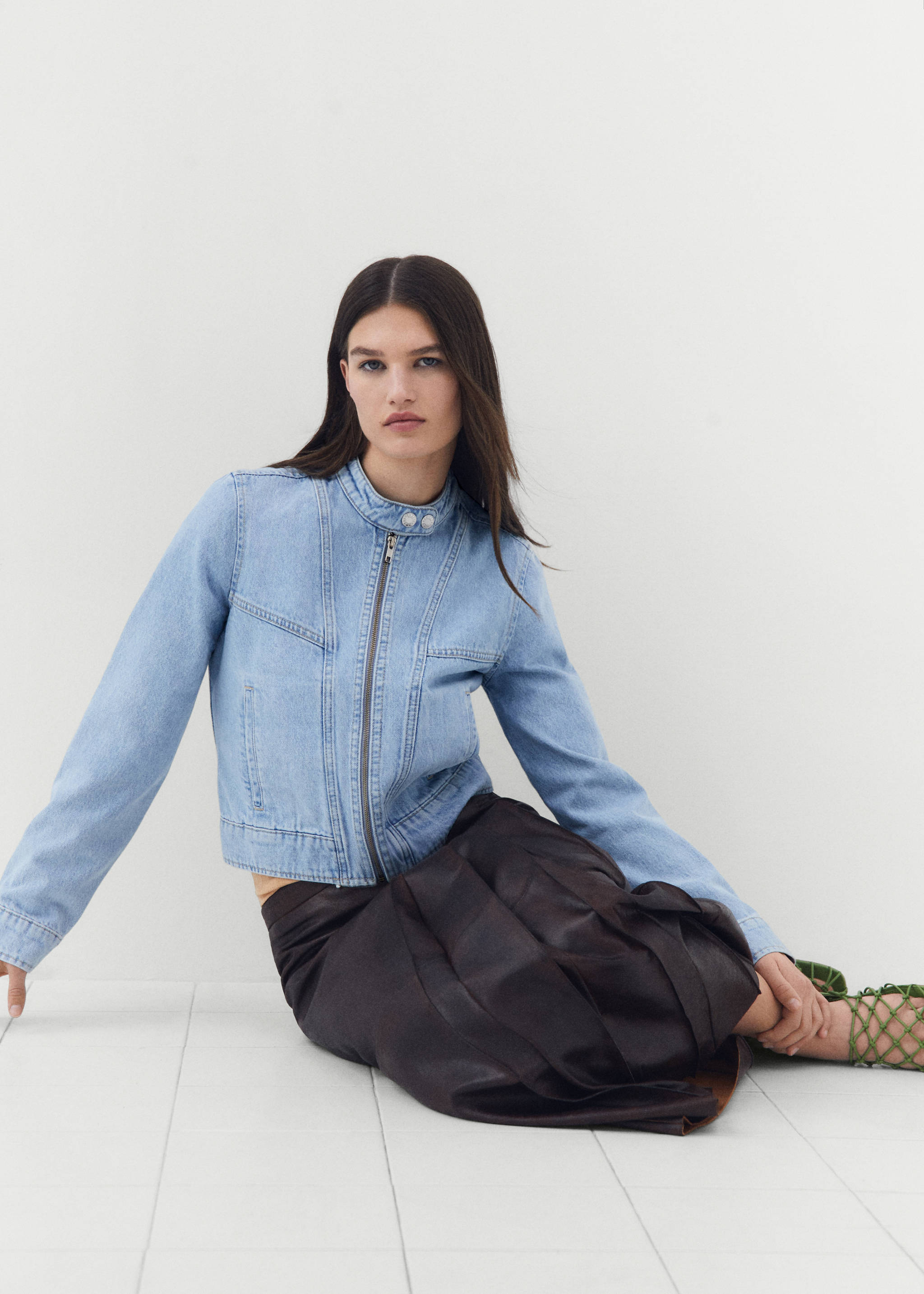 Sandals with red heel - General plane