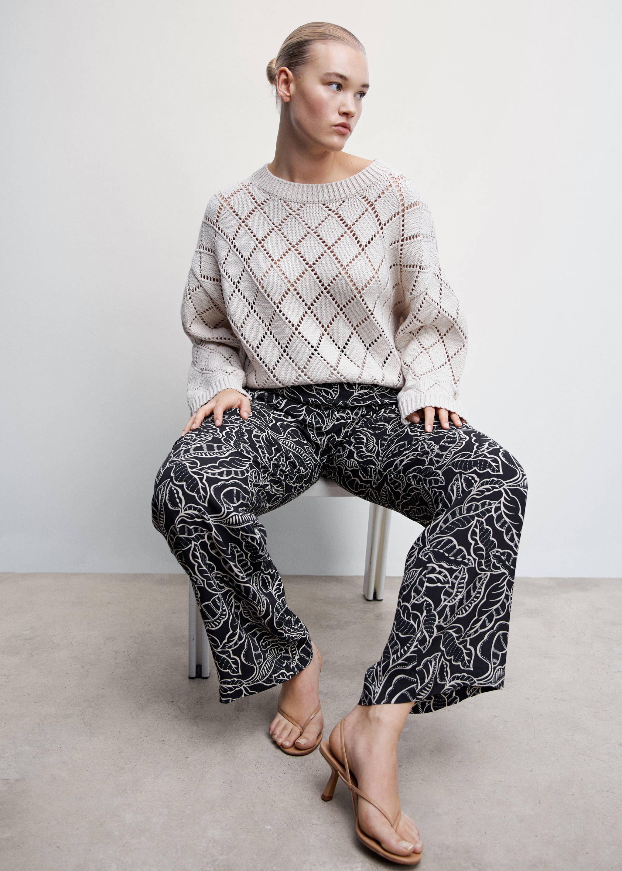 Floral palazzo trousers - Details of the article 4