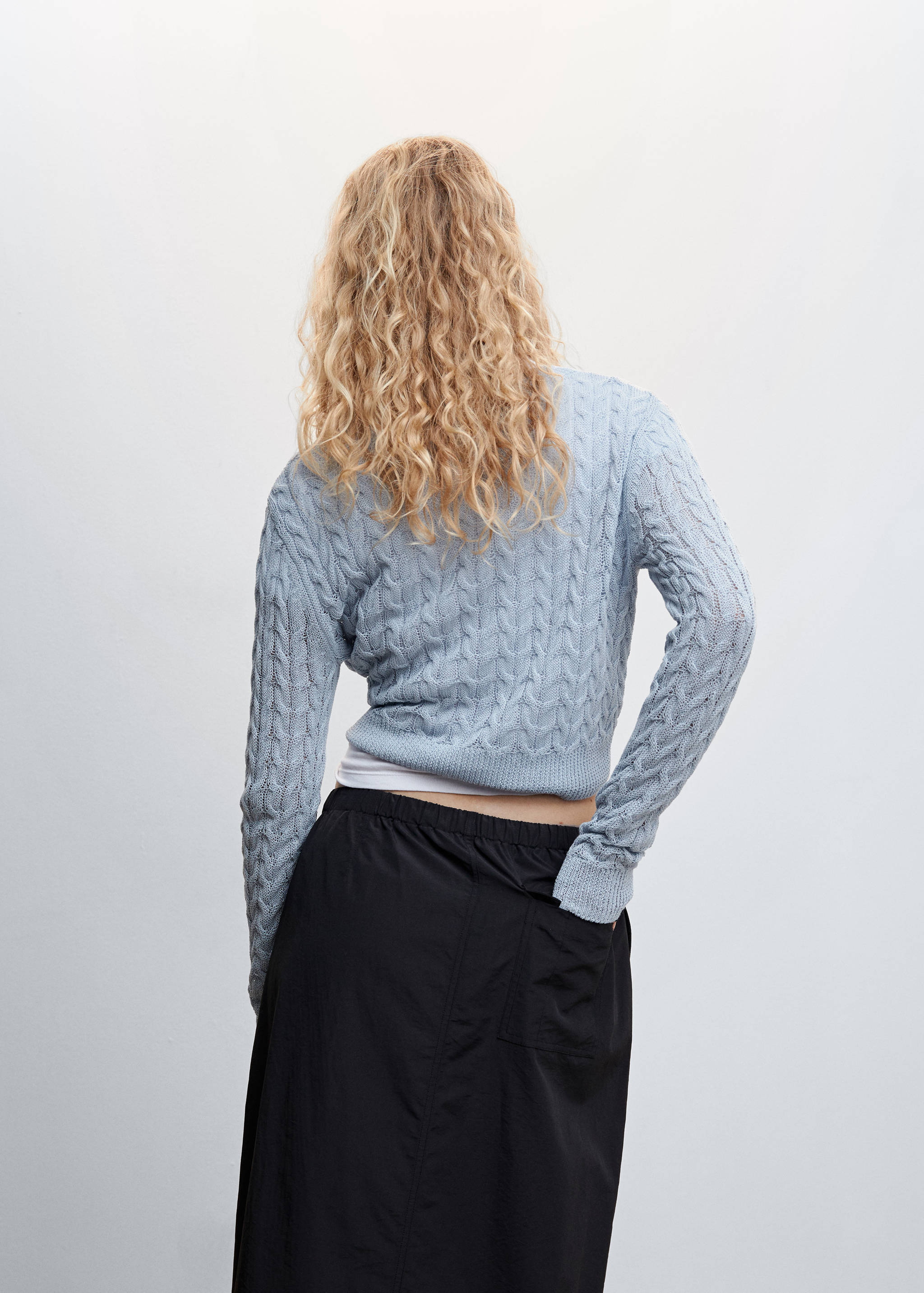 Pullover mit Zopfmuster - Rückseite des Artikels