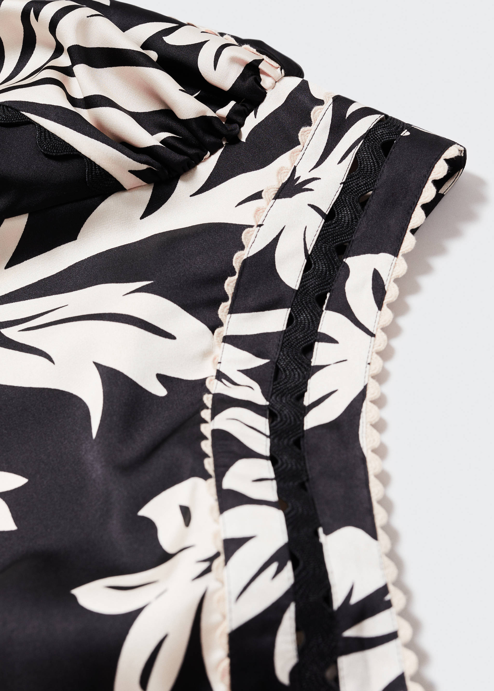 Asymmetrical satin dress - Details of the article 8