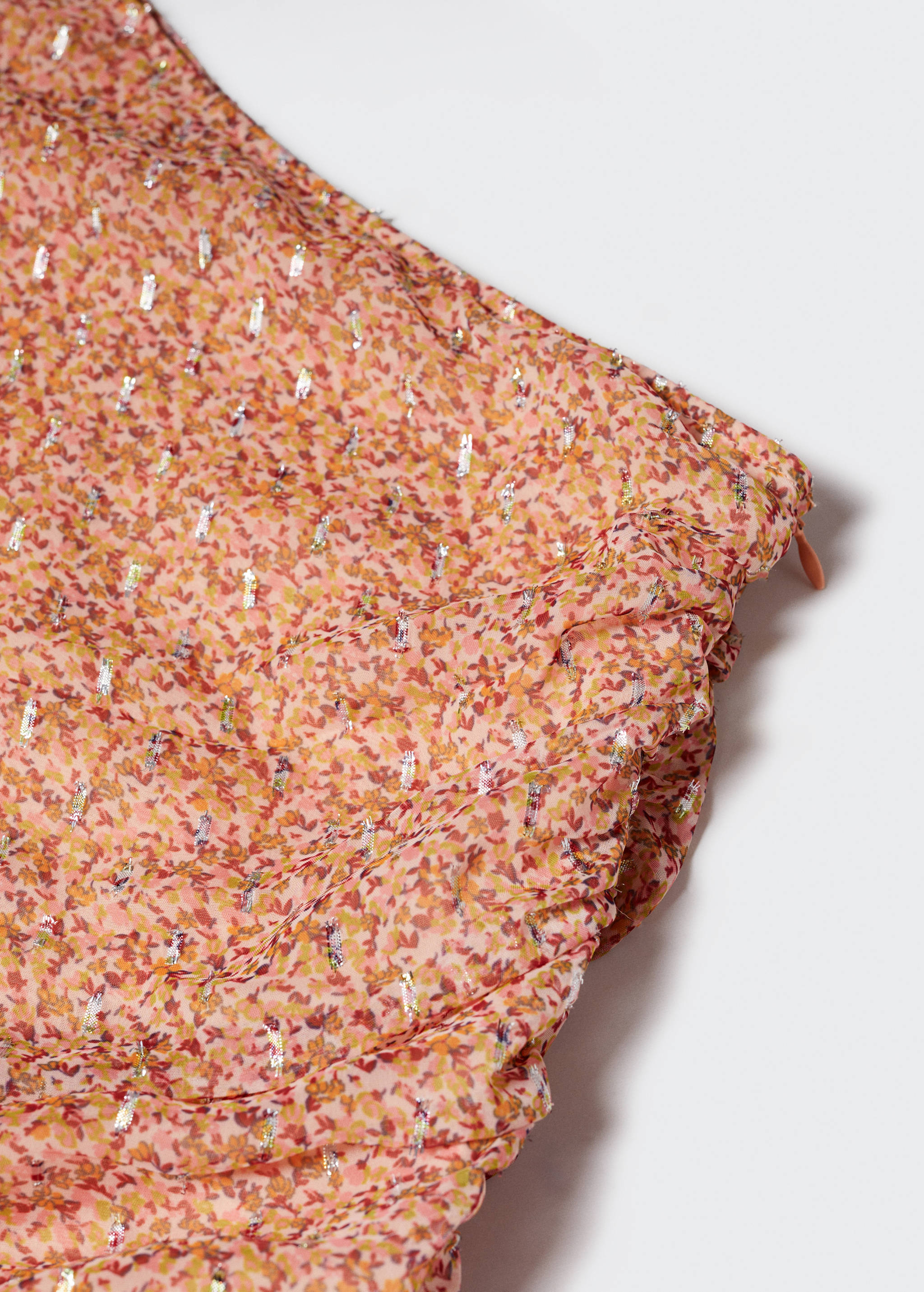 Asymmetrisches Kleid mit Volant - Detail des Artikels 8