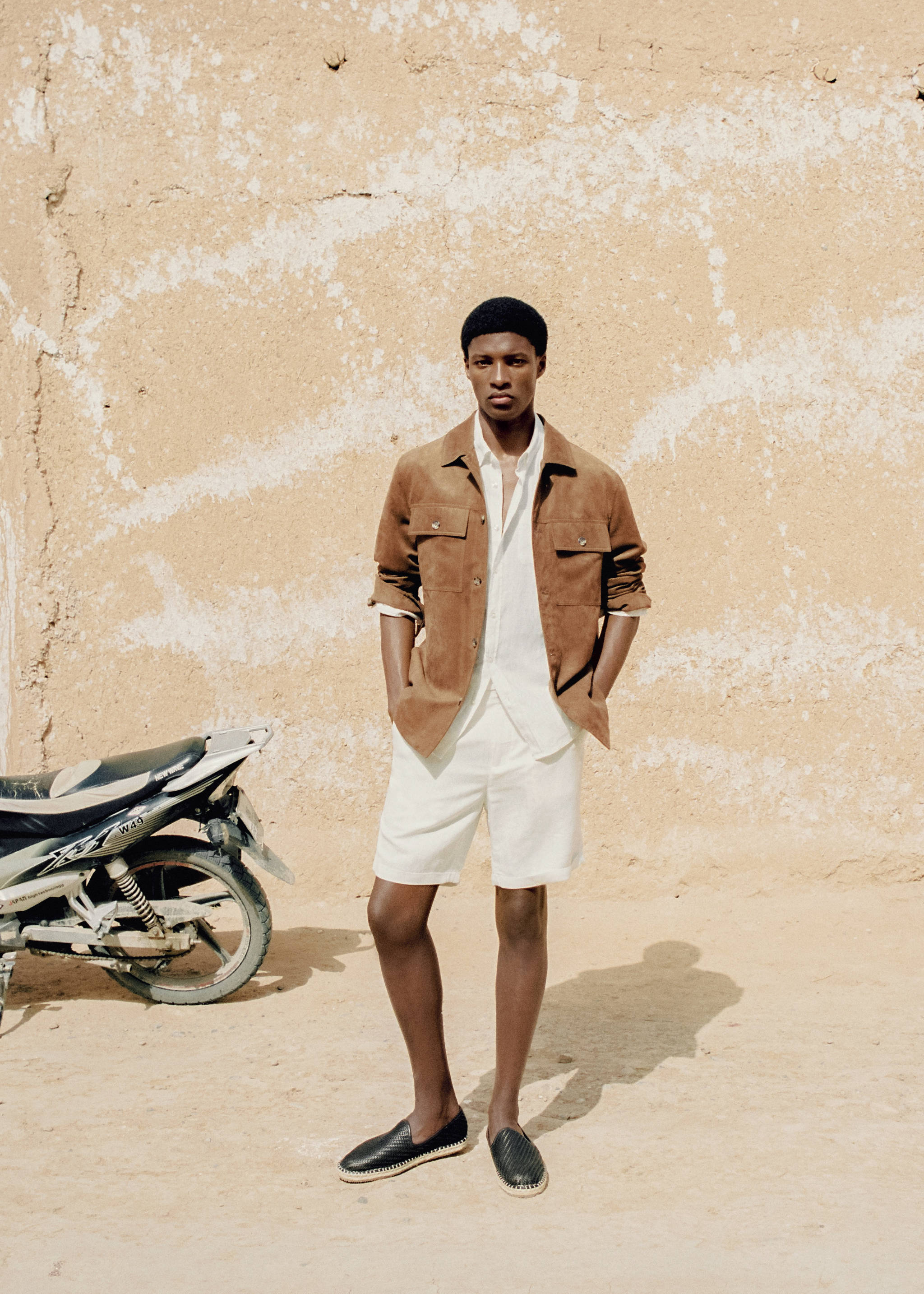 Linen-blend Bermuda shorts - Details of the article 5