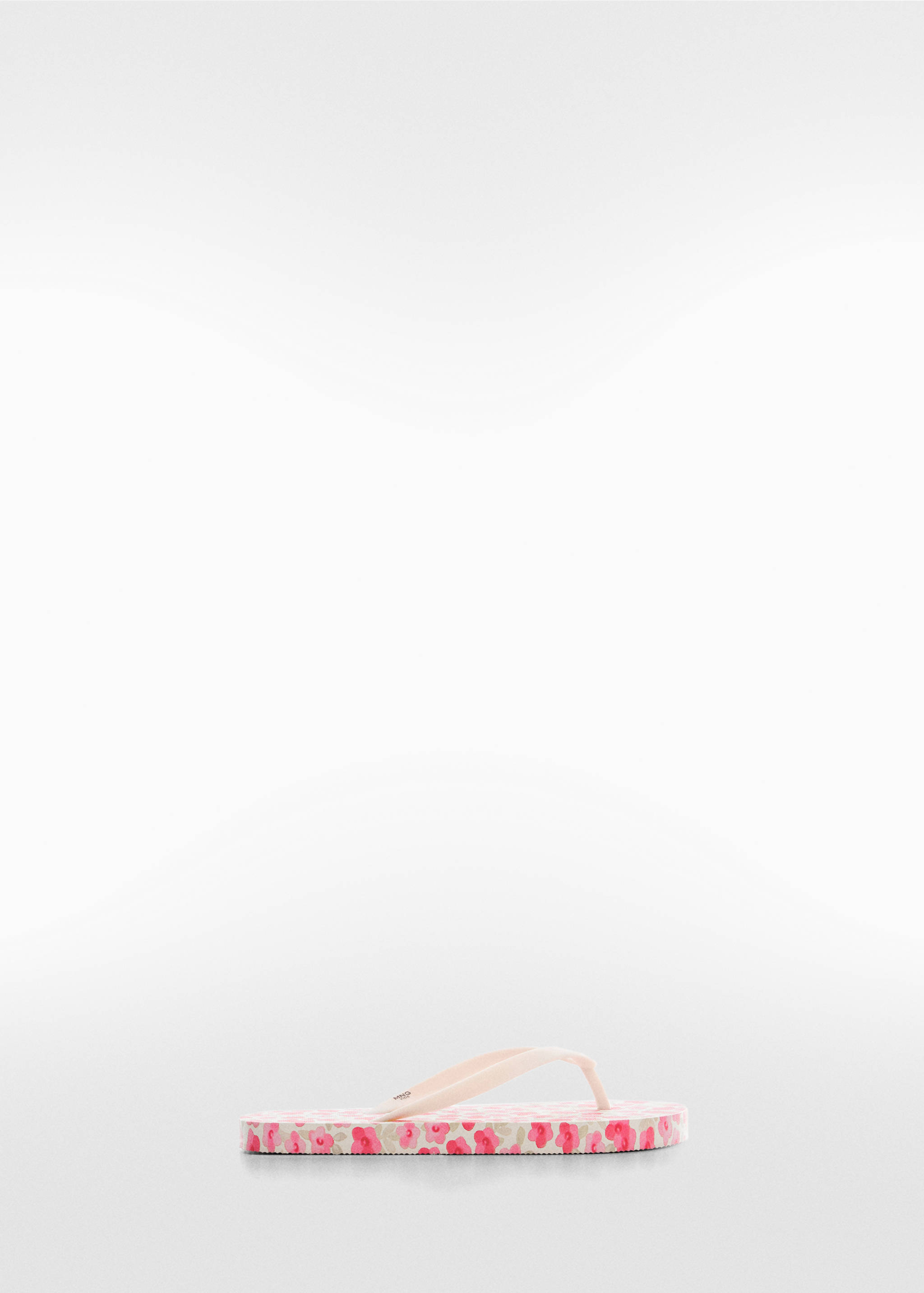 Strappy flip-flops - Article without model