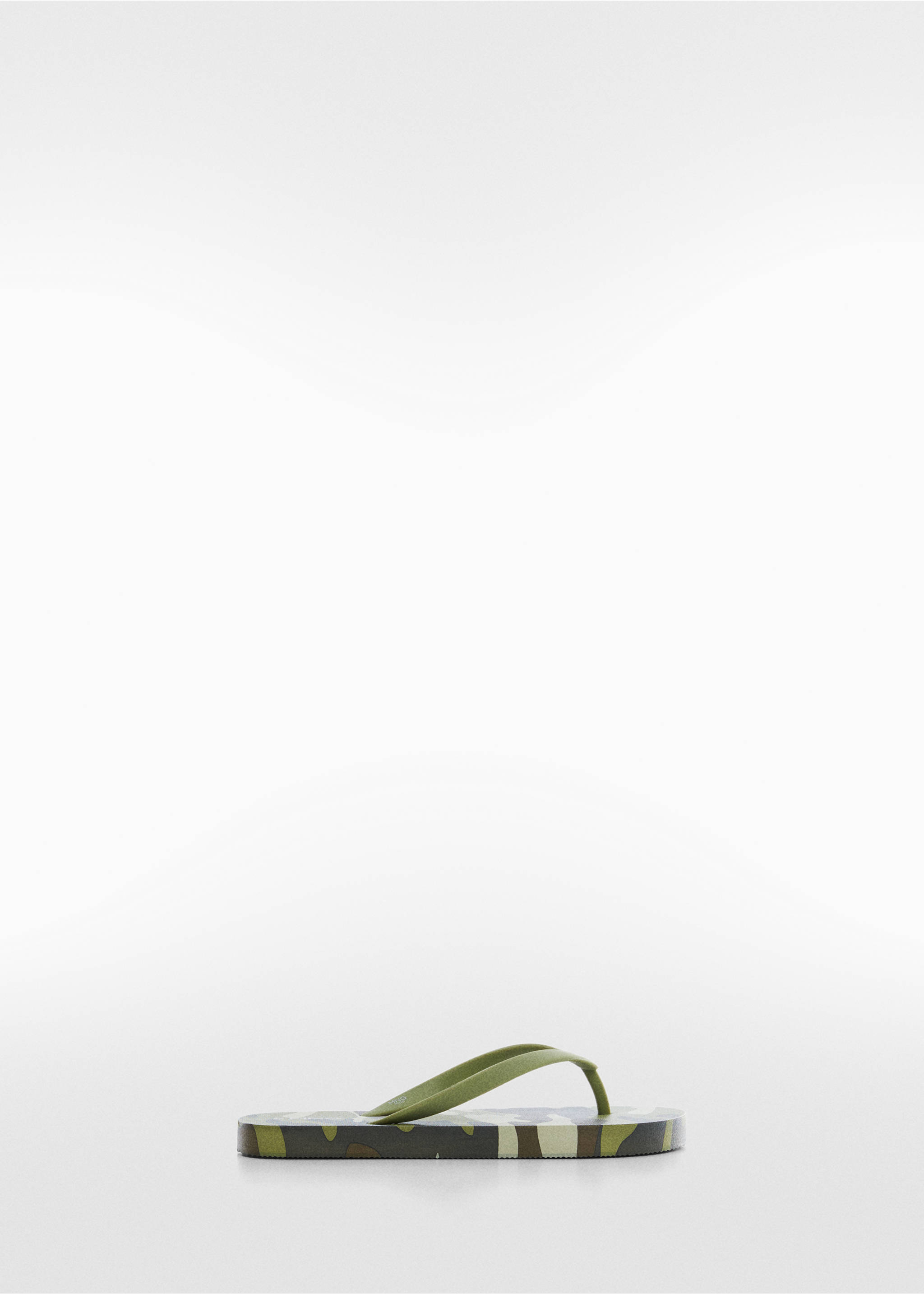 Strappy flip-flops - Article without model, Khaki. Ref: 47027831-00.