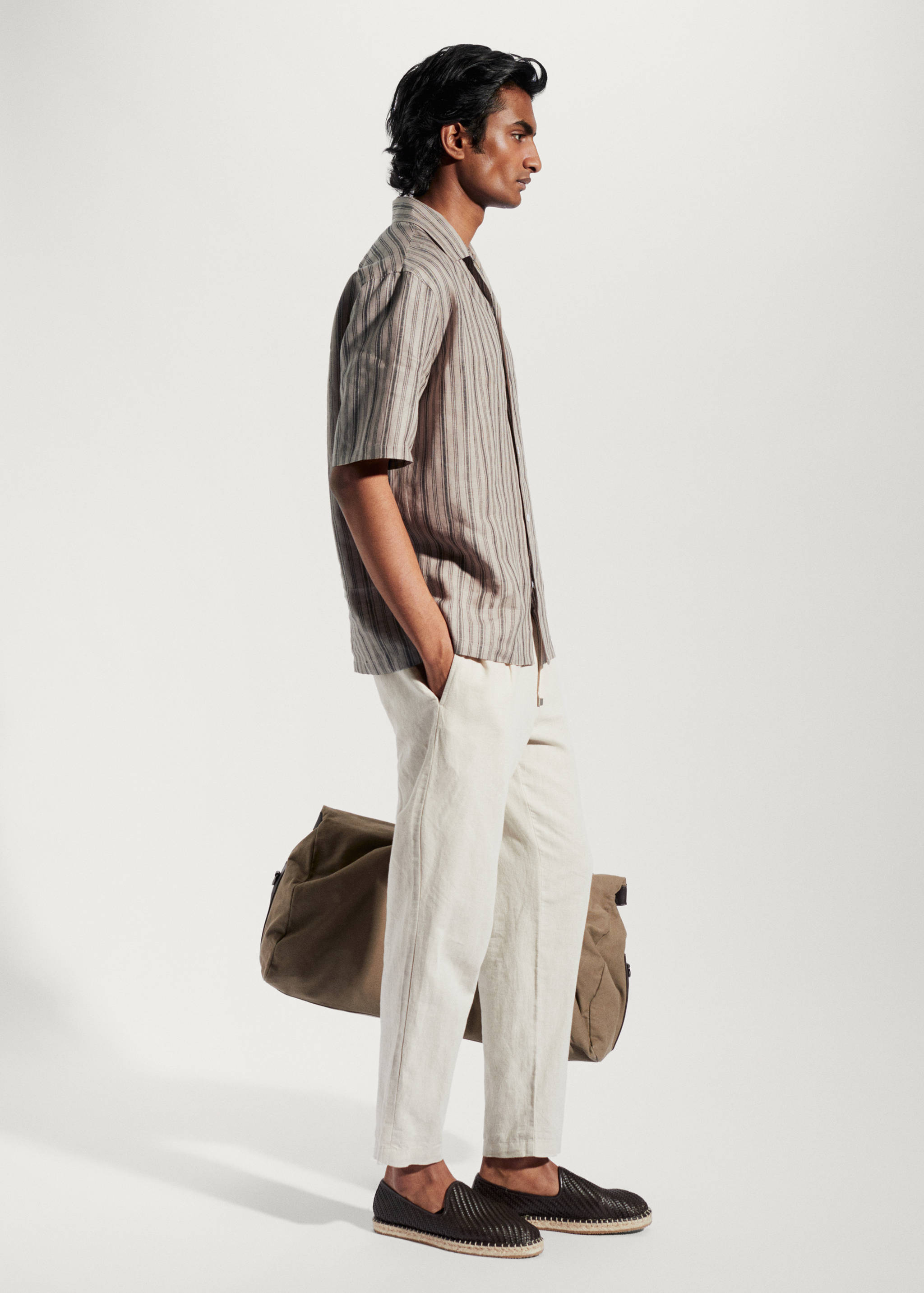 Regular-fit linen bowling shirt - Details of the article 2