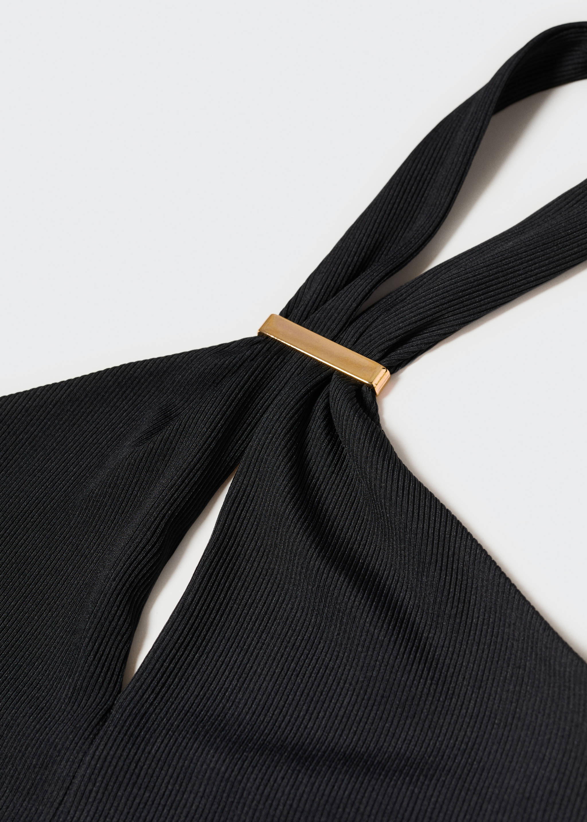 Top halter s metalickým detailem - Detail zboží 8