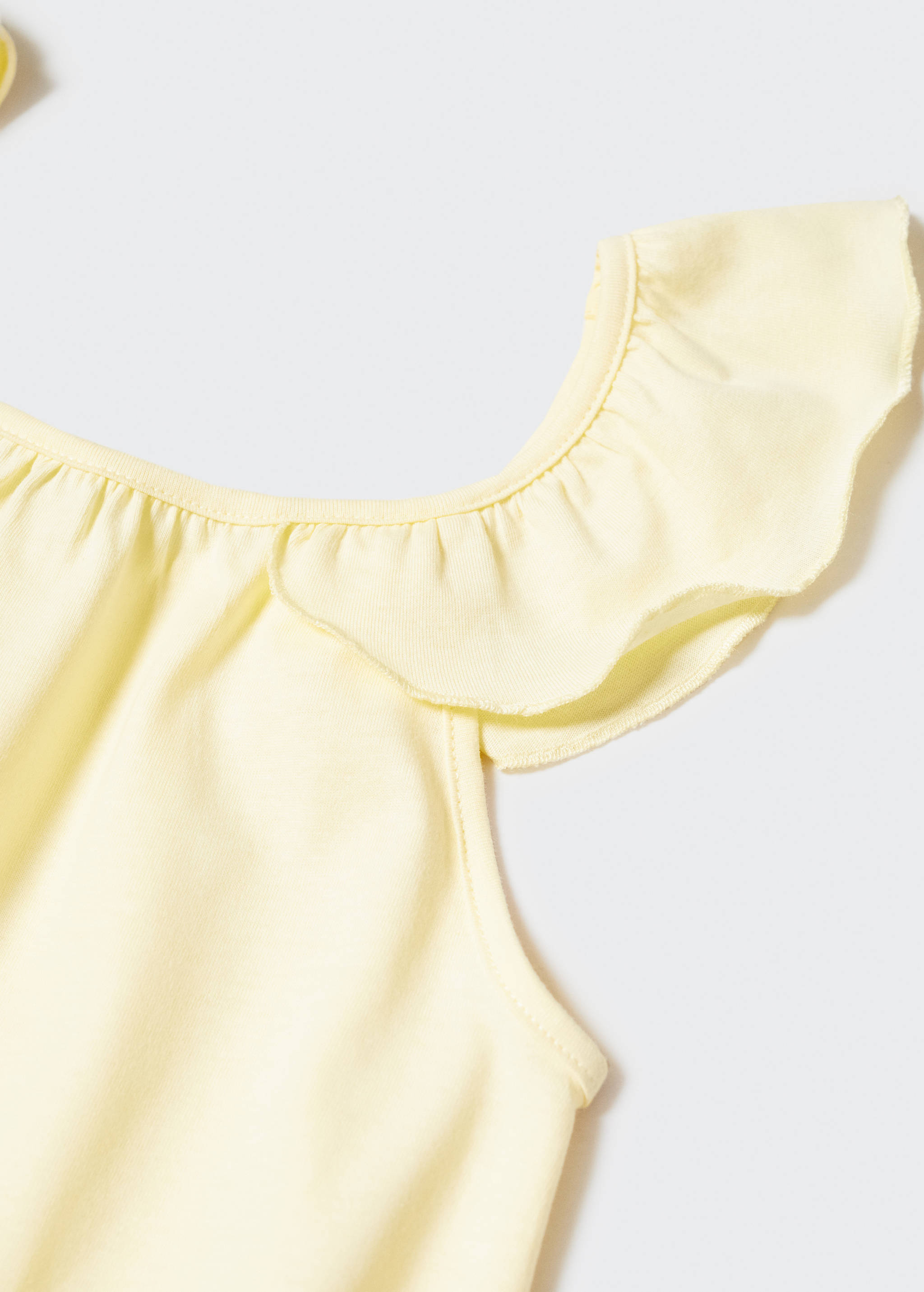 Ruffled strap t-shirt - Details of the article 8