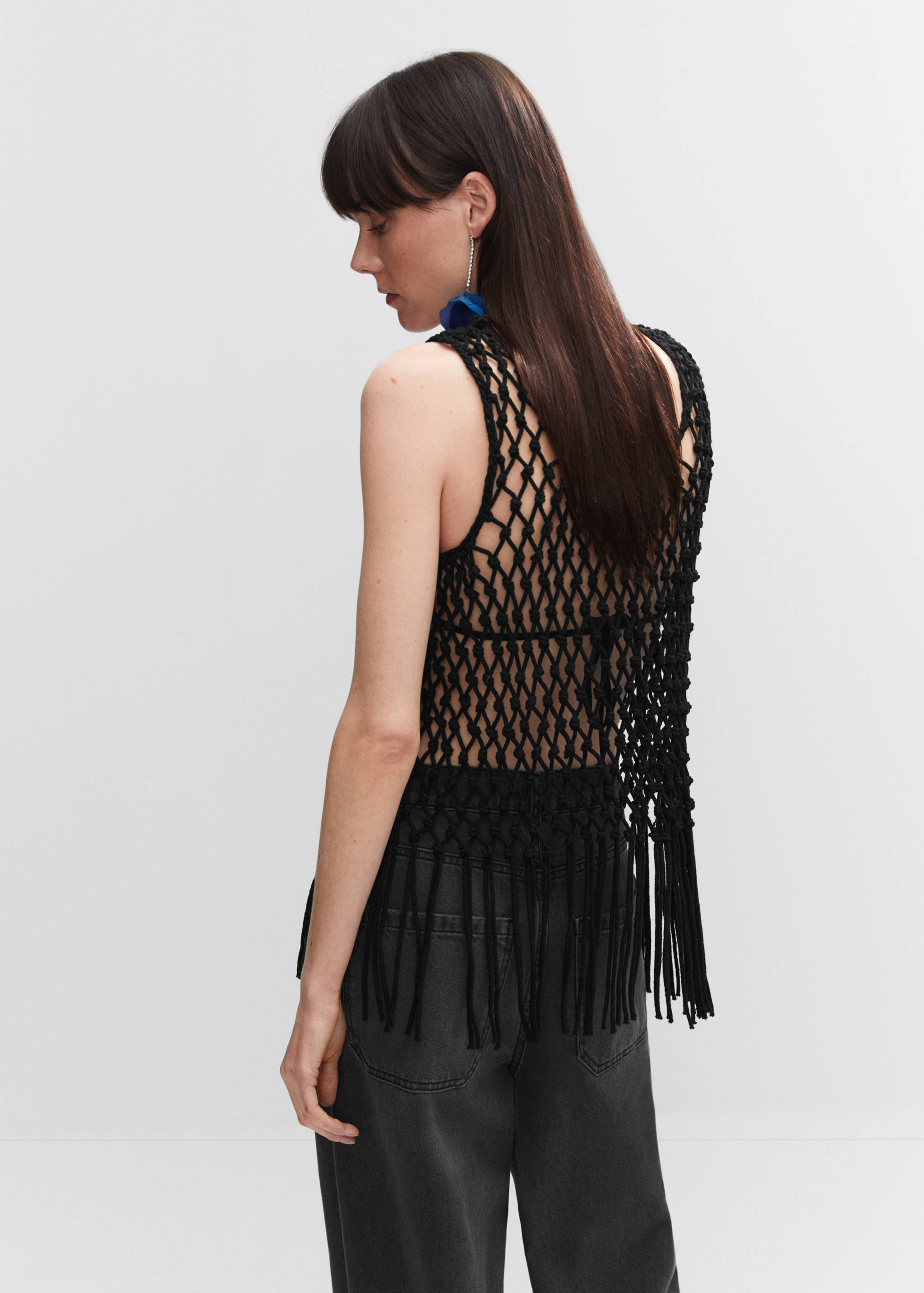 Mesh top with fringe detail - Reverse of the article