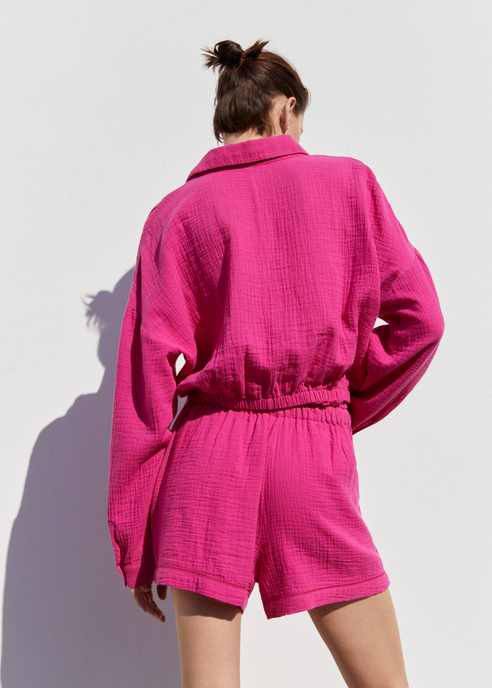 Textured shirt with knot detail - Reverse of the article