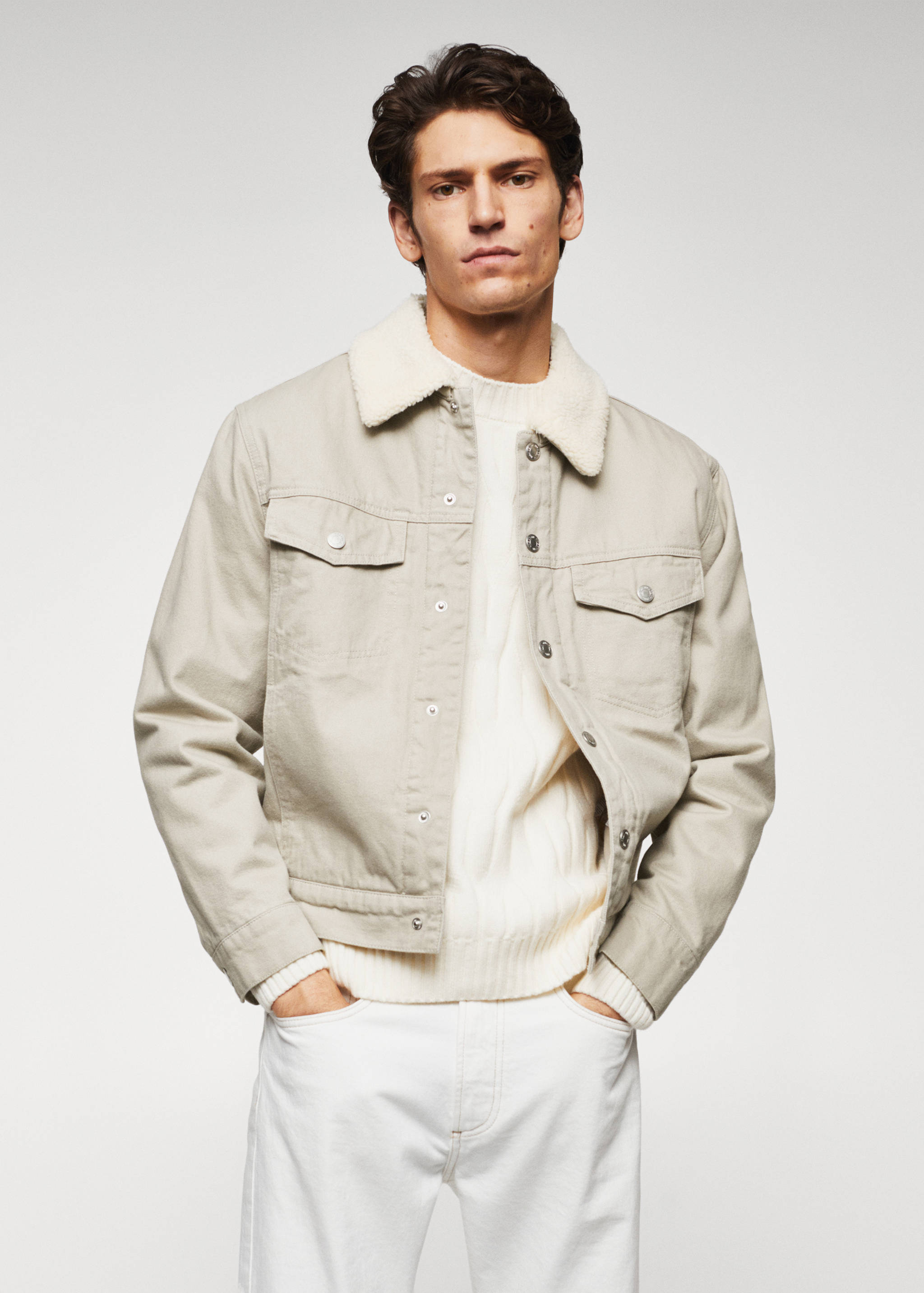 Jeansjacke mit Kunstshearling - Mittlere Ansicht