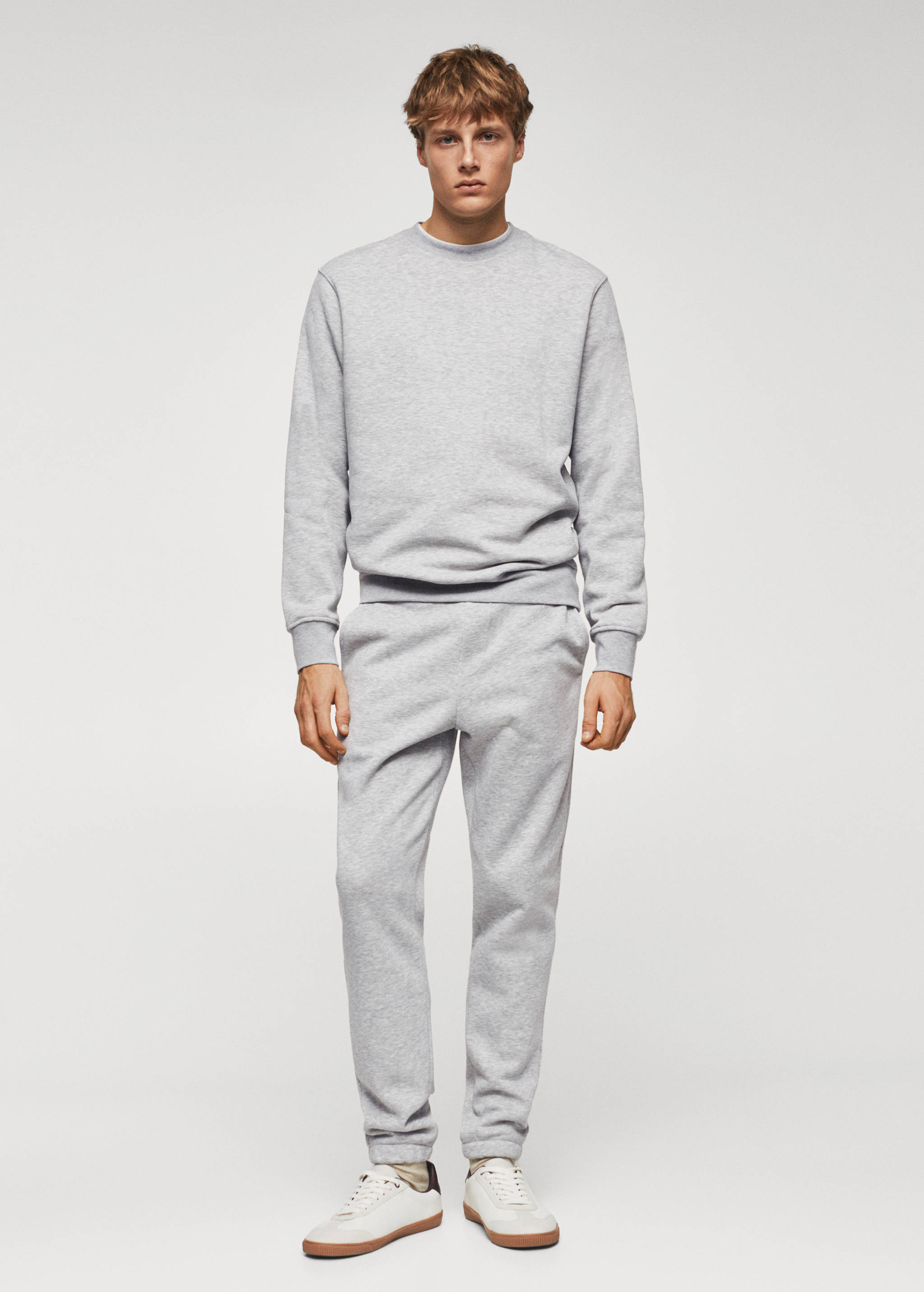 Sustainable cotton jogger trousers - General plane