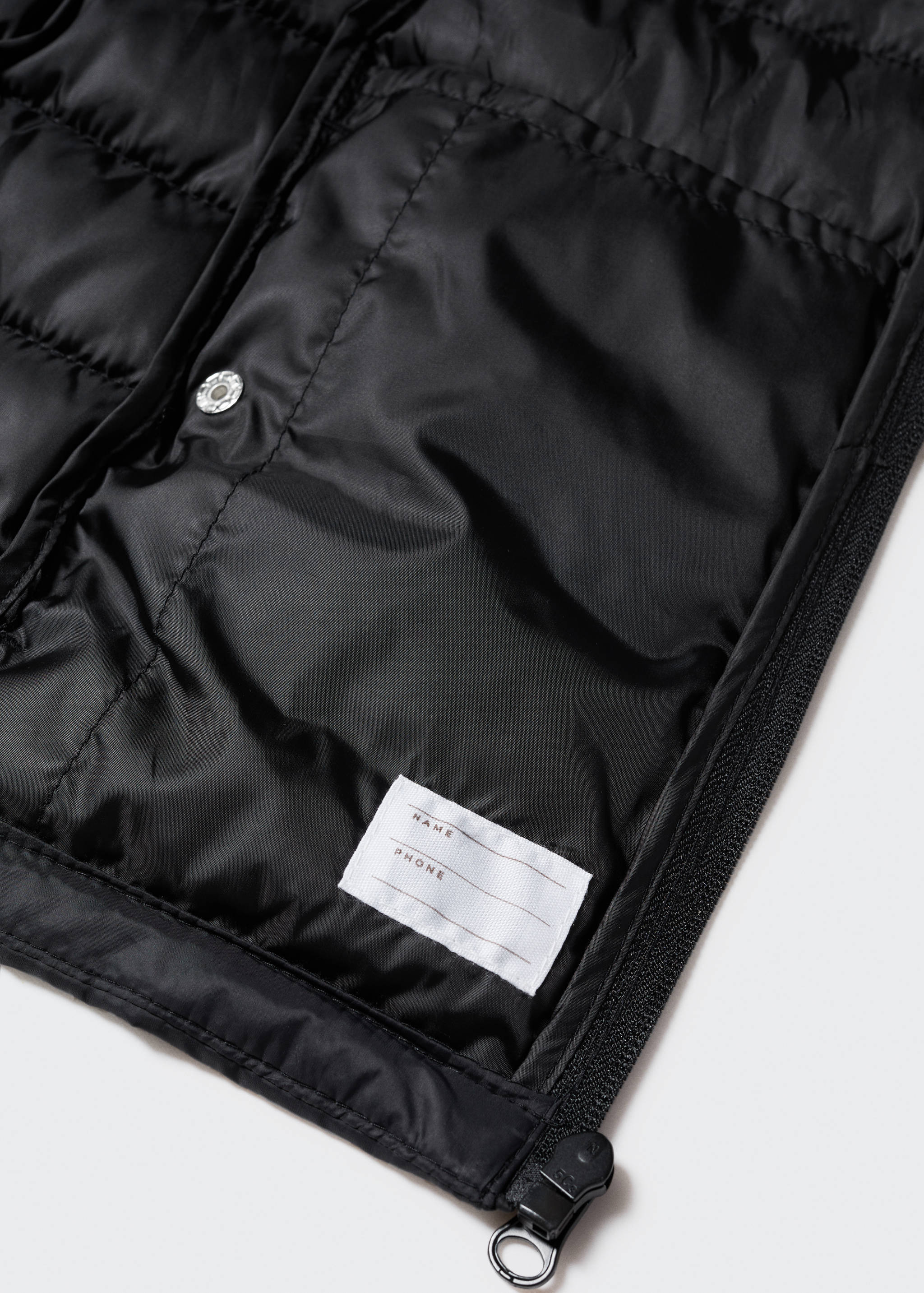 Quilted gilet - Details of the article 8