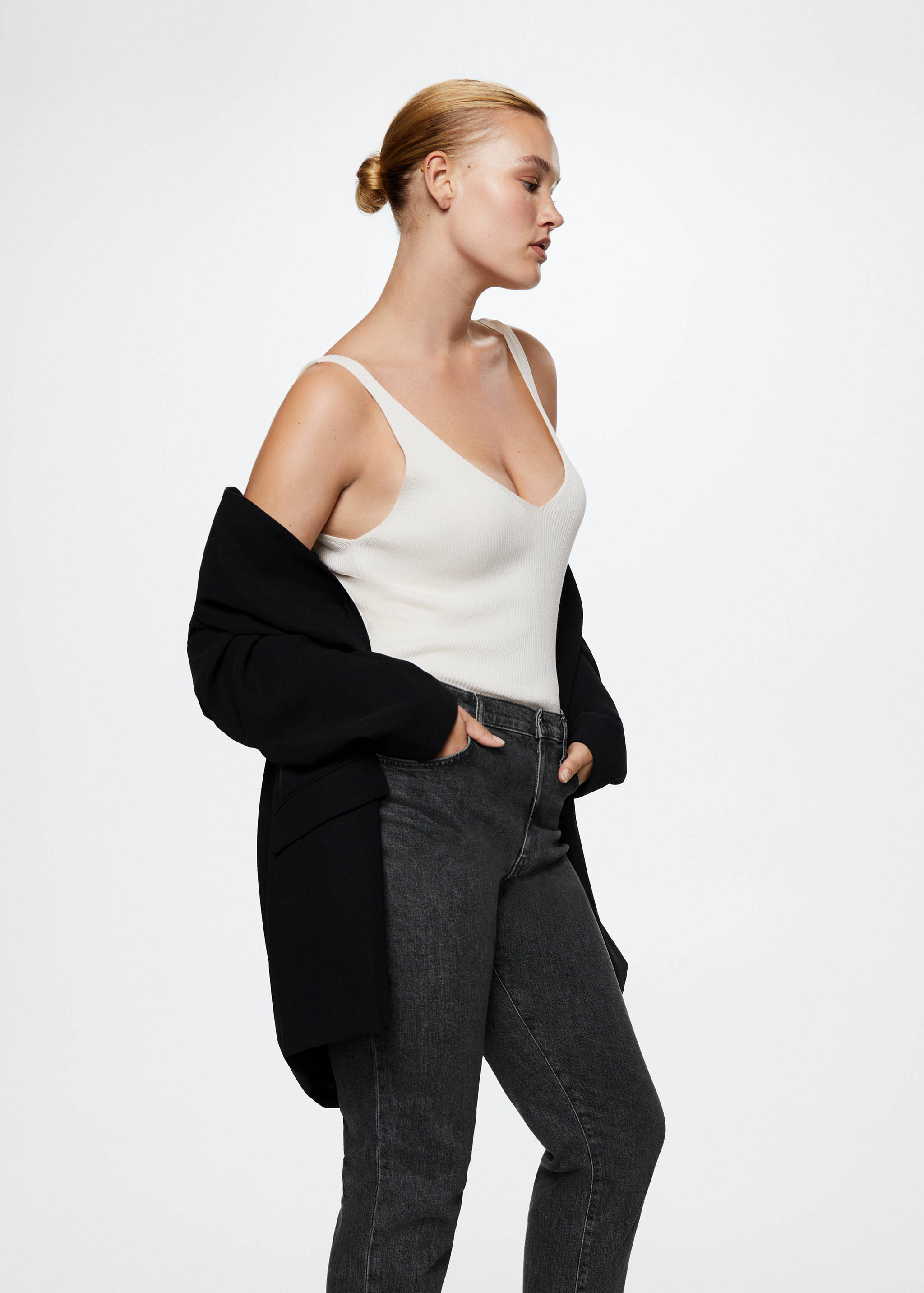 Slim cropped jeans - Details of the article 5