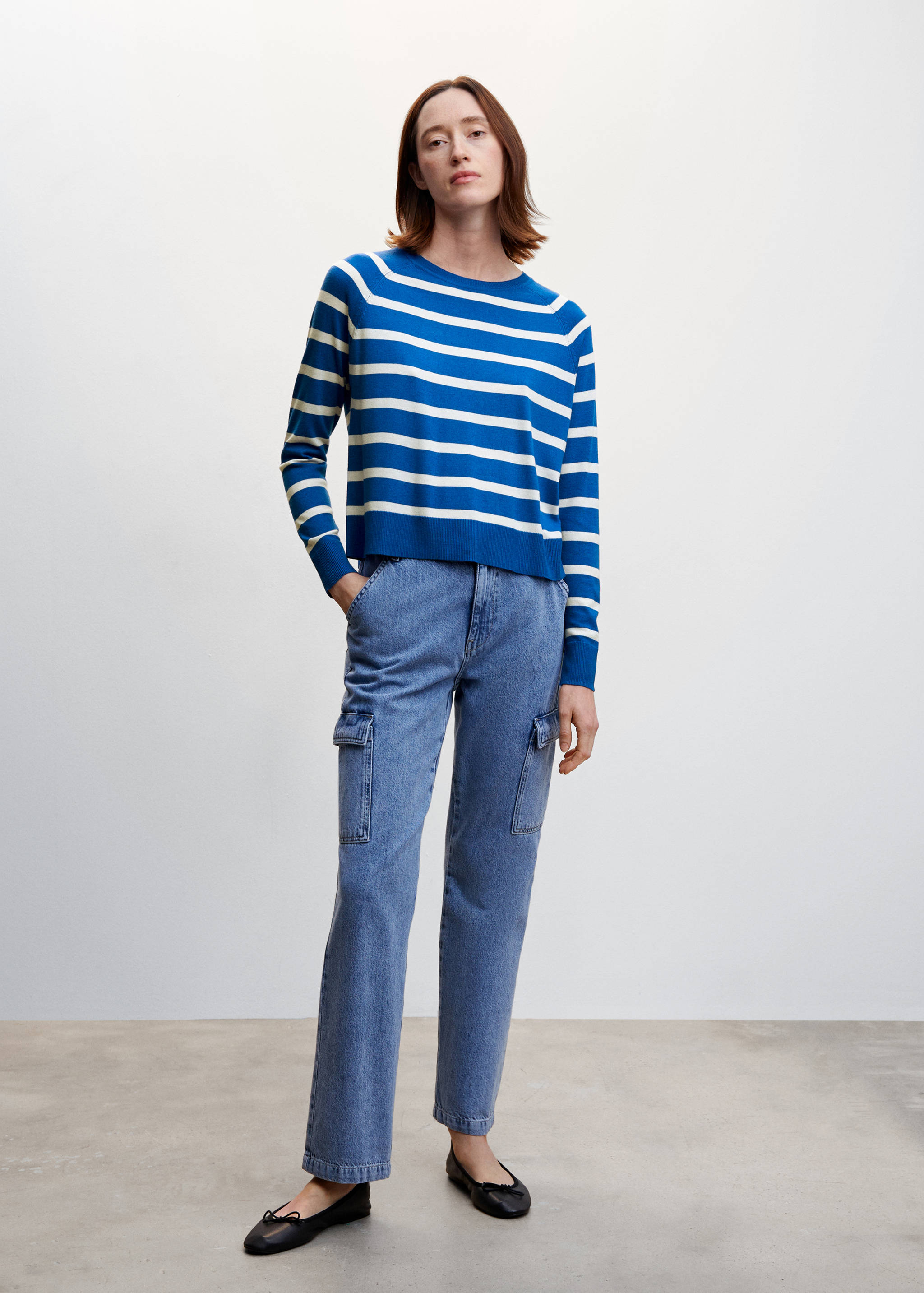 Fine-knit crew-neck sweater - General plane