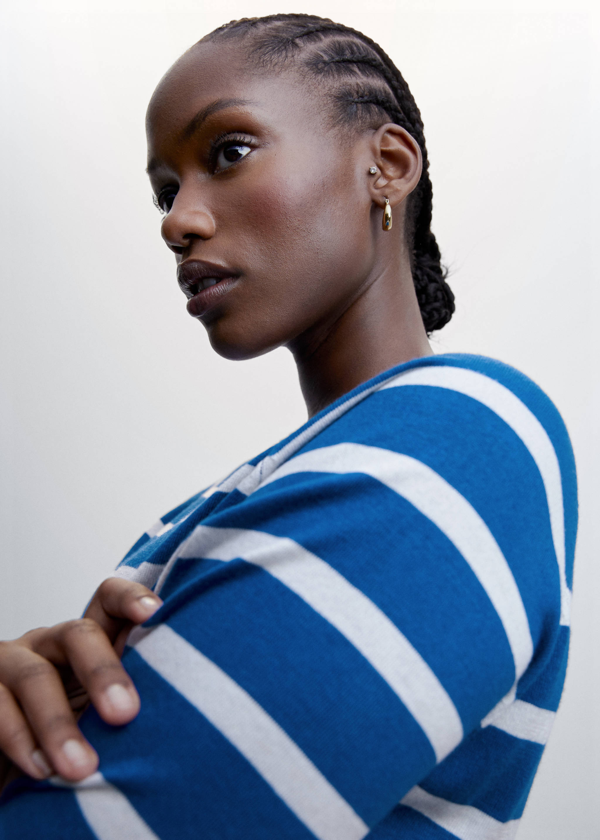 Fine-knit crew-neck sweater - Details of the article 4