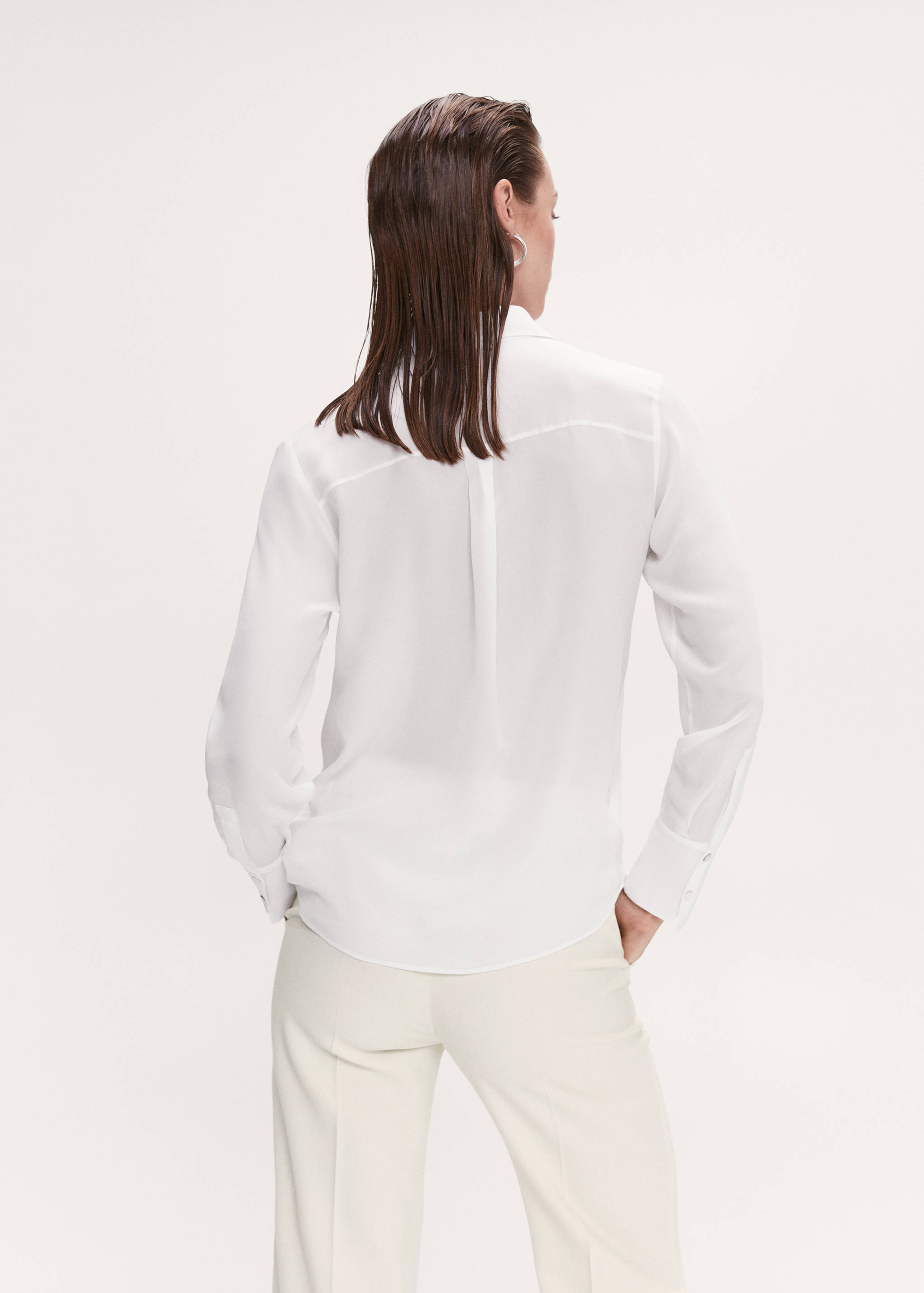 100% silk shirt - Reverse of the article