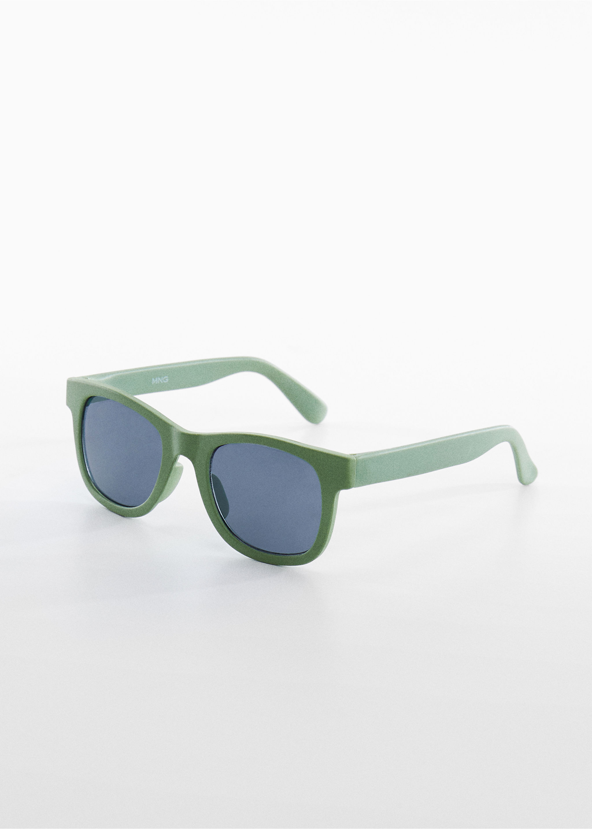 Gafas de sol montura de pasta - Plano medio