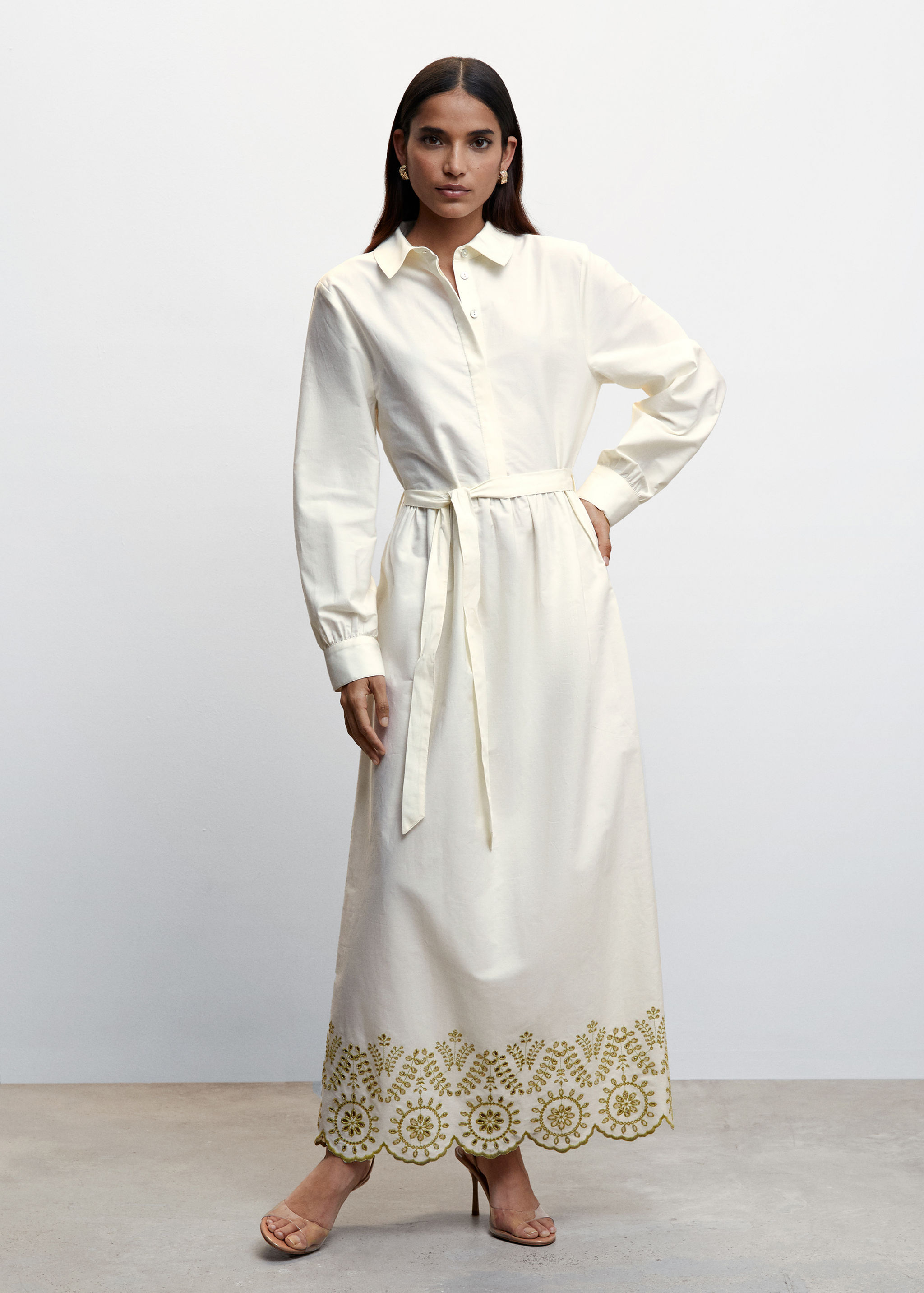 Vestit camiser llarg - Pla general