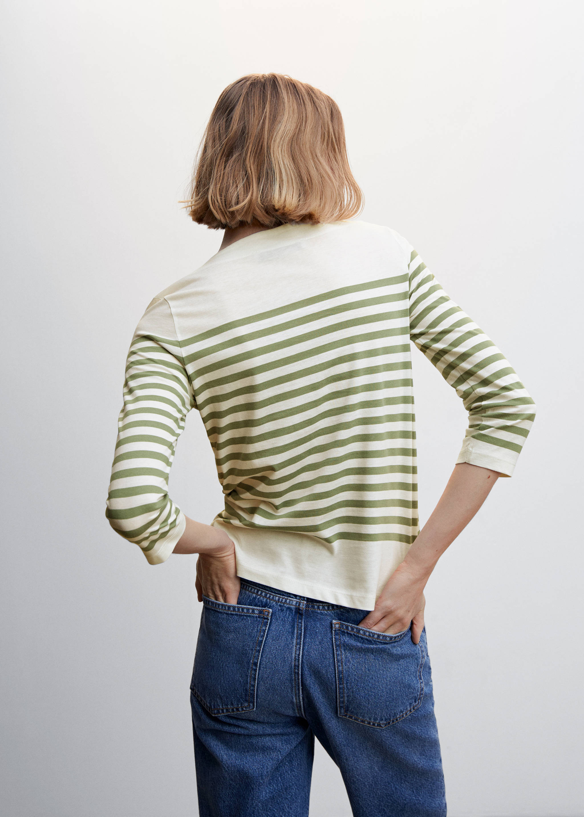 Striped cotton T-shirt - Reverse of the article
