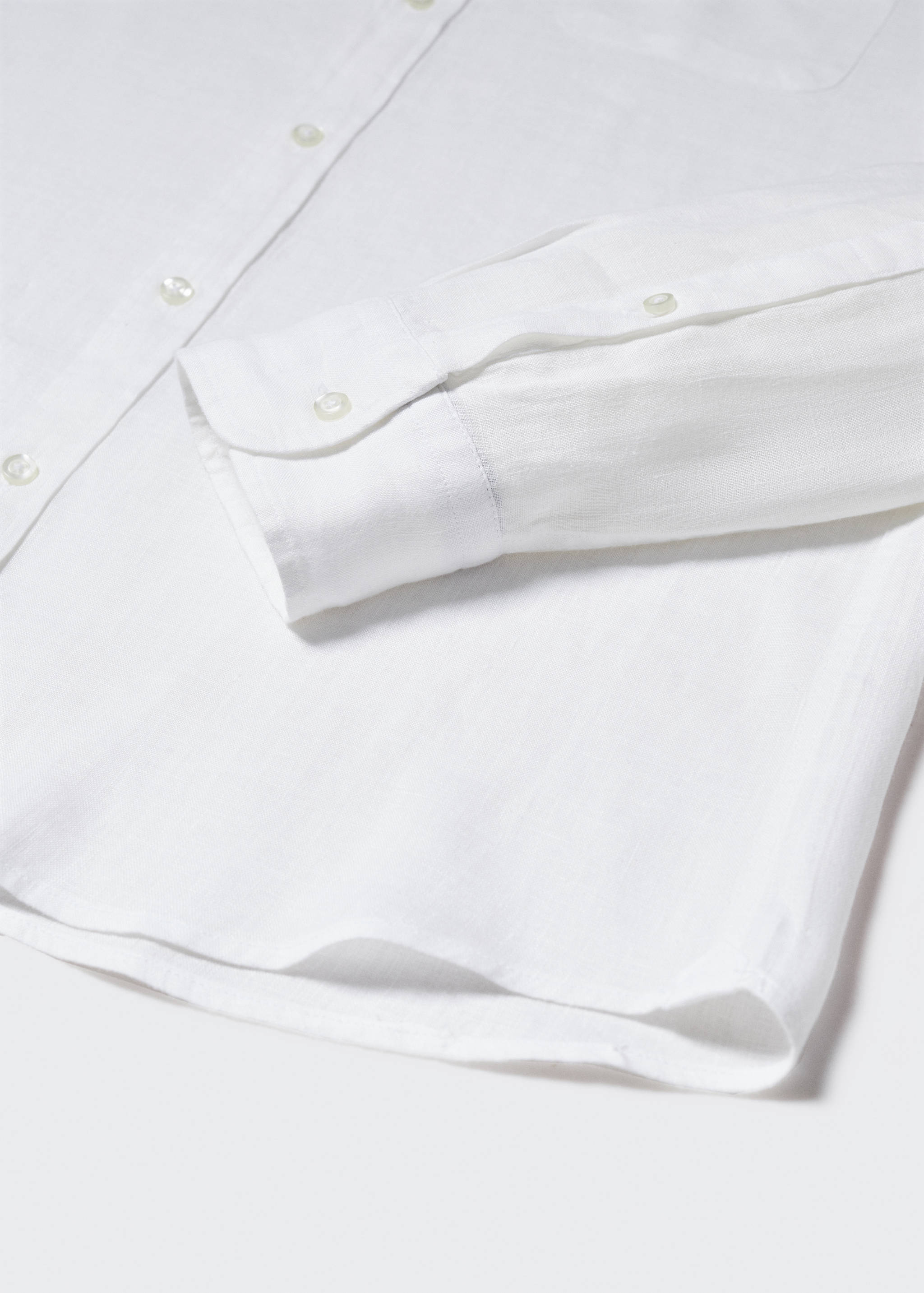 100% linen slim-fit shirt - Details of the article 8