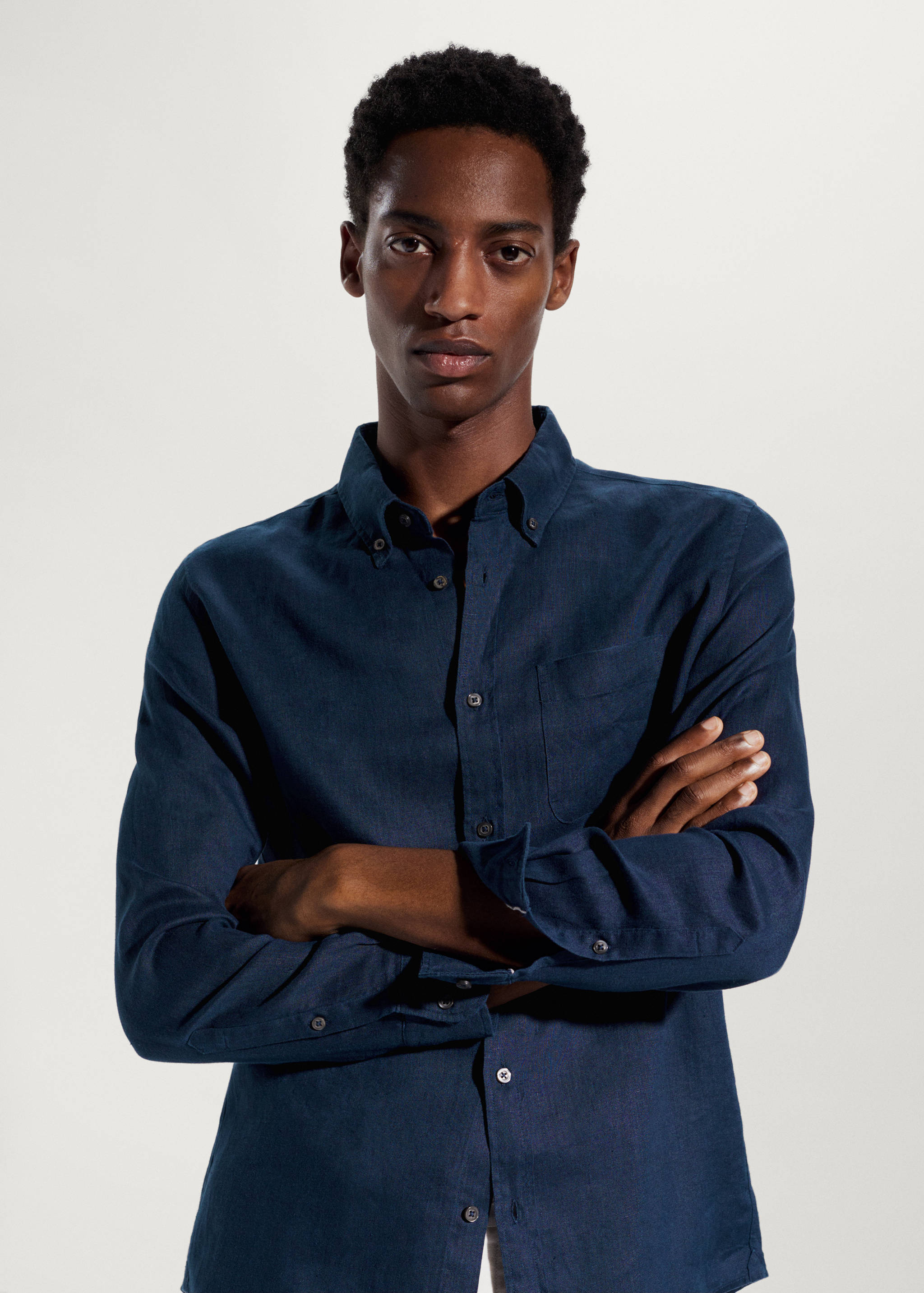 100% linen slim-fit shirt - Details of the article 2