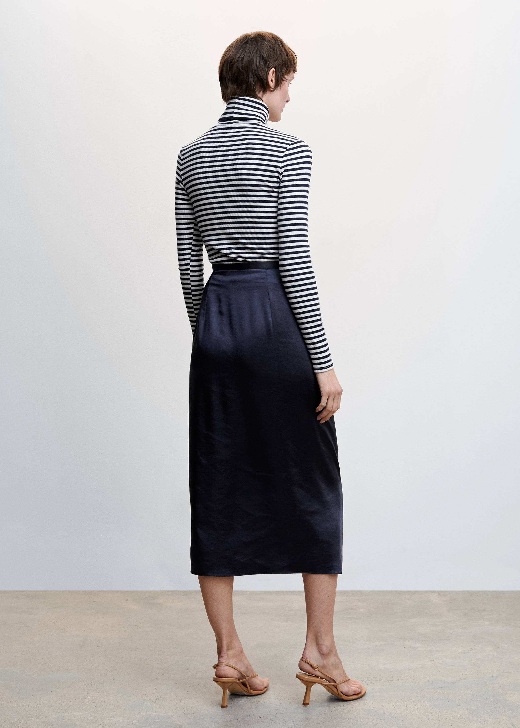 Wickelrock aus Satin - Rückseite des Artikels