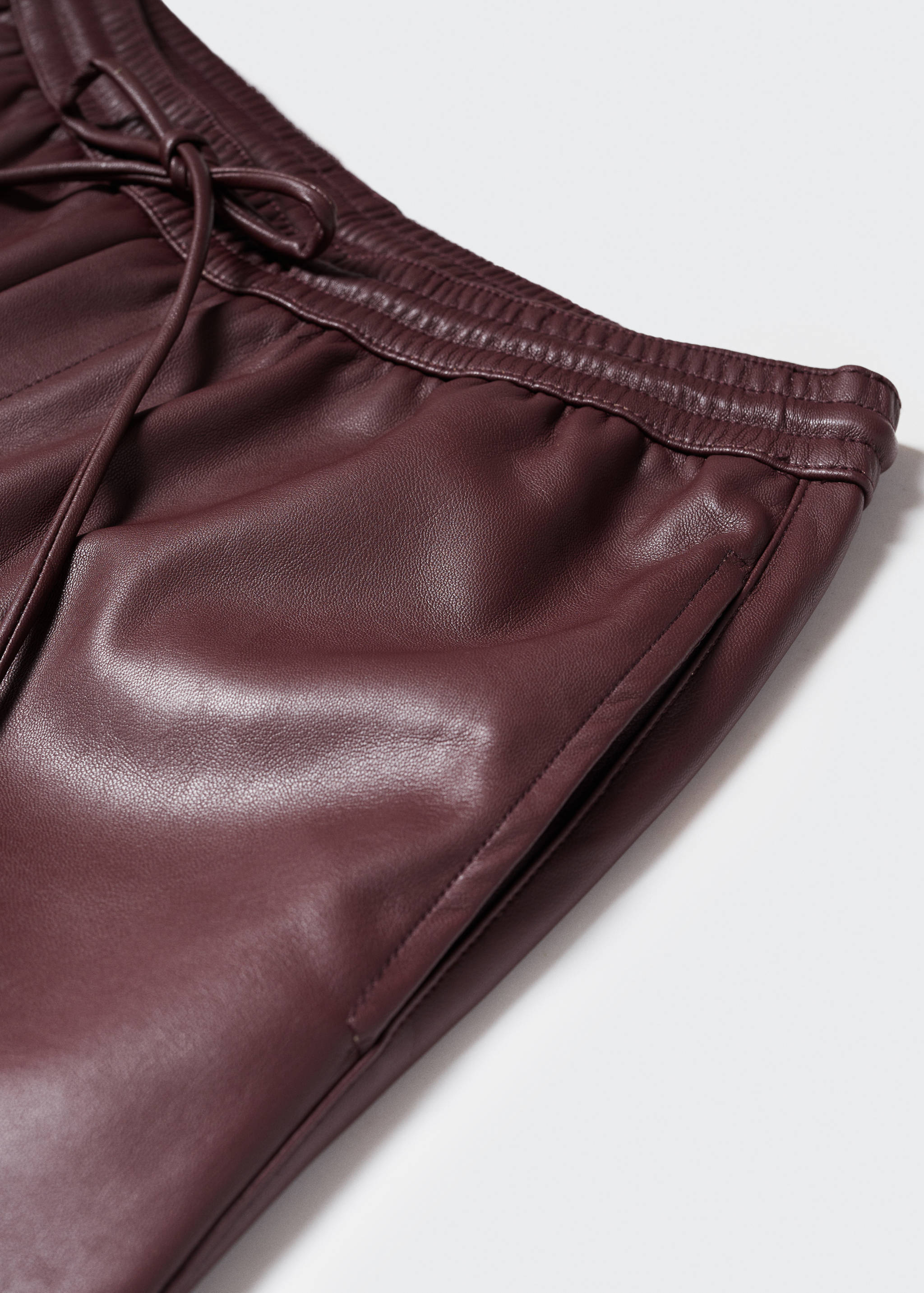 Faux-leather trousers with elastic waist - Details of the article 8