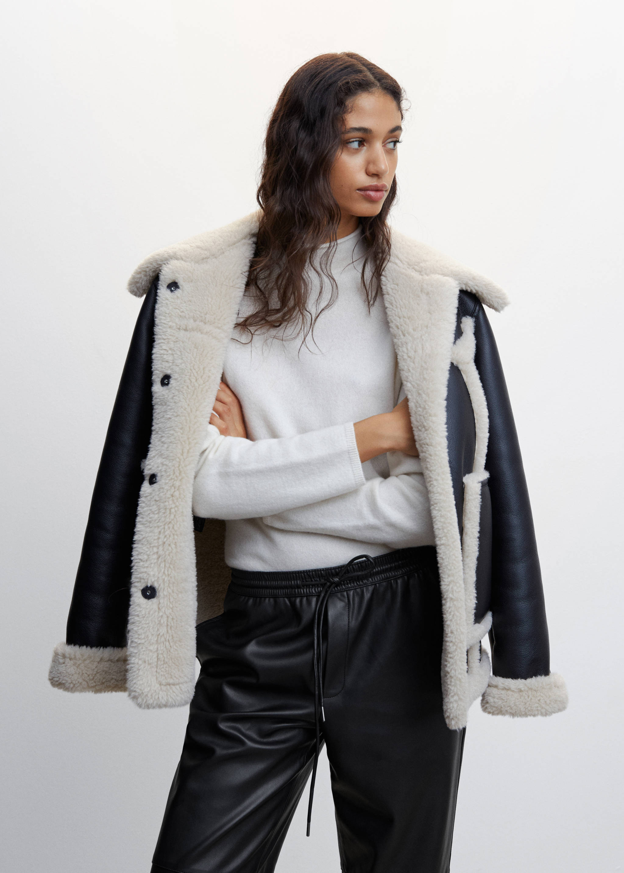 Pantaloni vita elasticizzata similpelle - Dettaglio dell'articolo 1