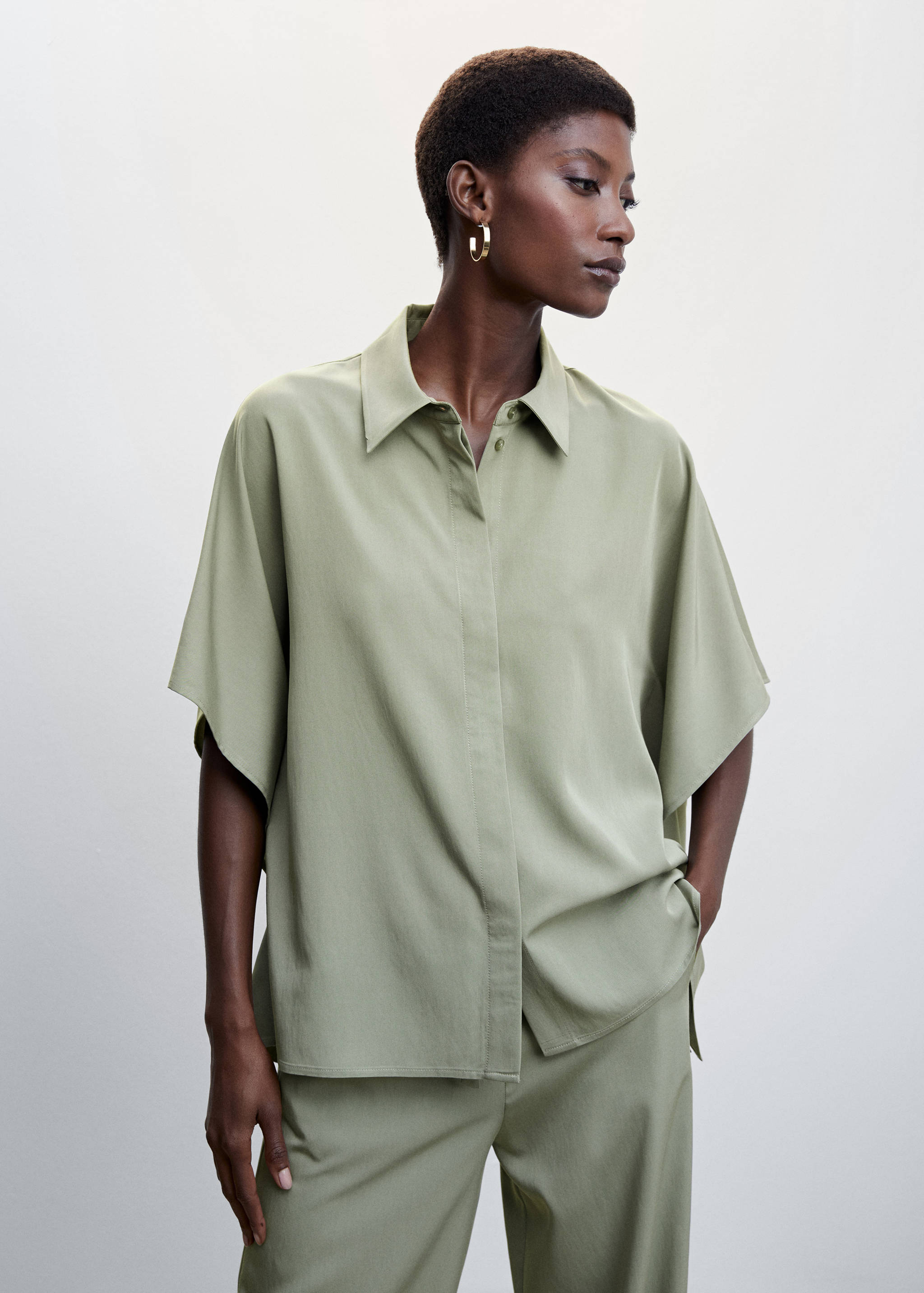 Short sleeved blouse - Medium plane