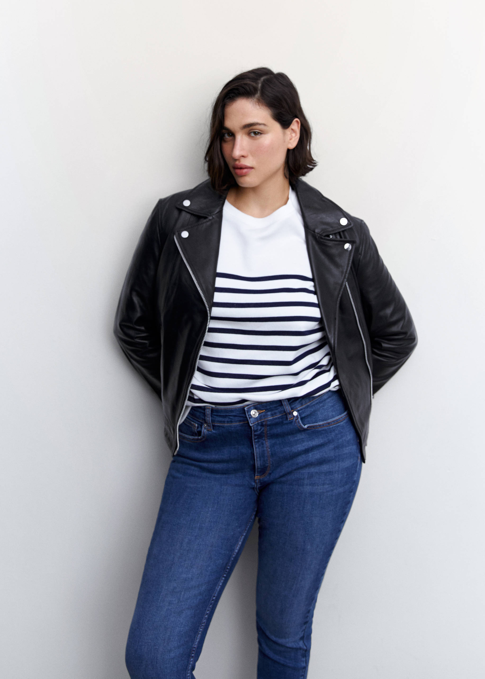 Blugi skinny push-up - Detaliu al articolului 4