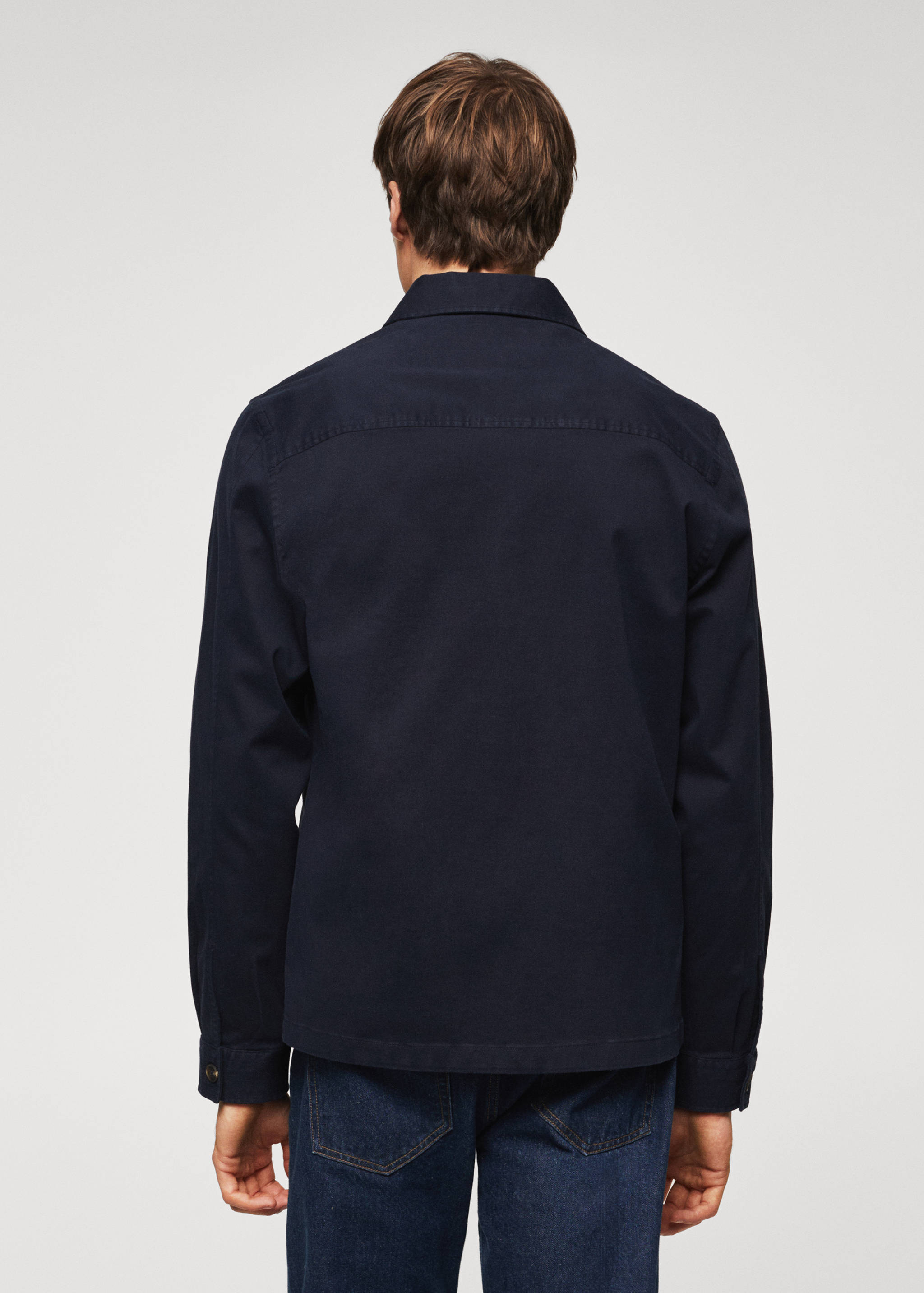 Baumwoll-Überhemd mit Taschen - Rückseite des Artikels