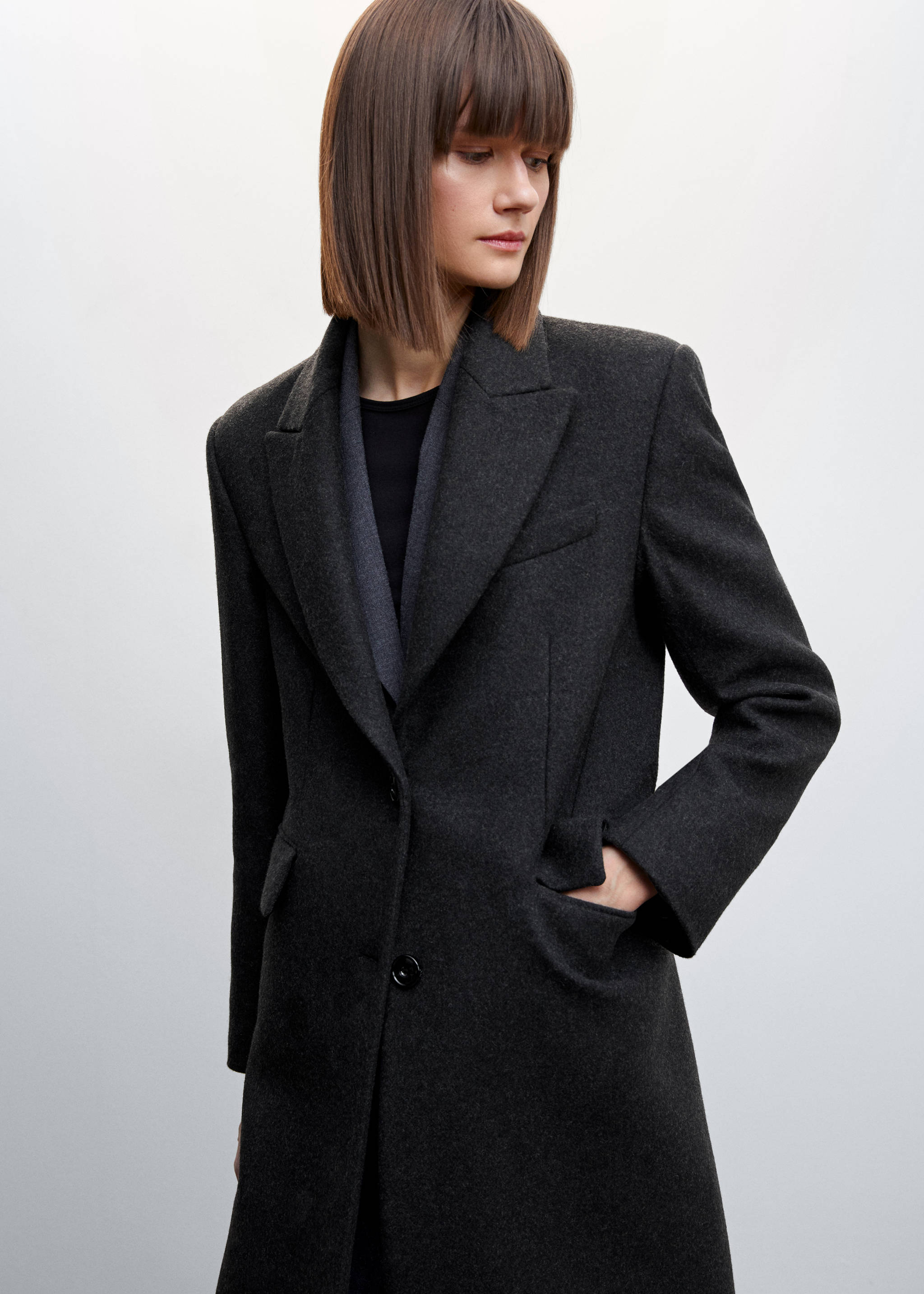 Tailored wool coat - Details of the article 1