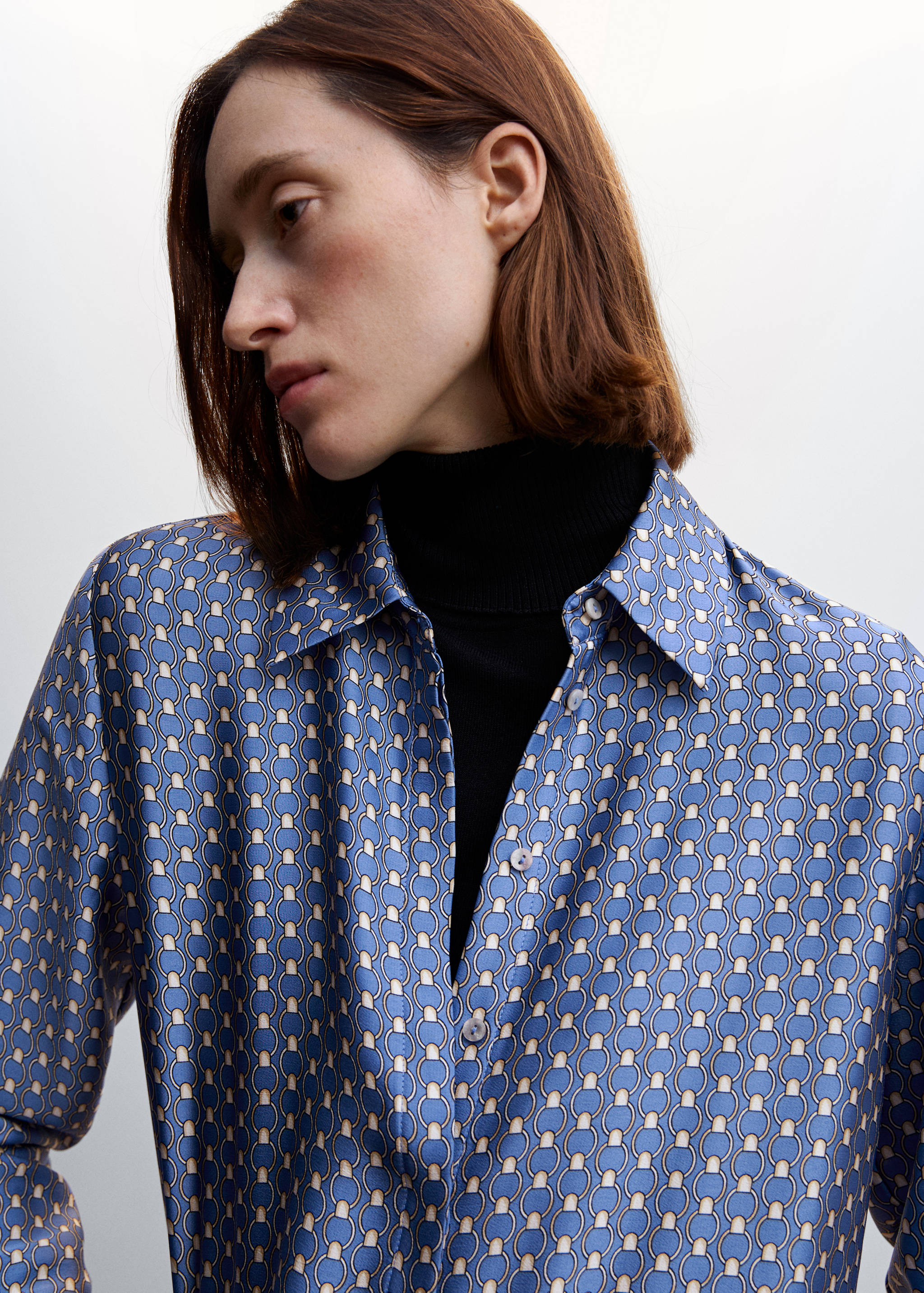 Satin finish flowy shirt - Details of the article 6