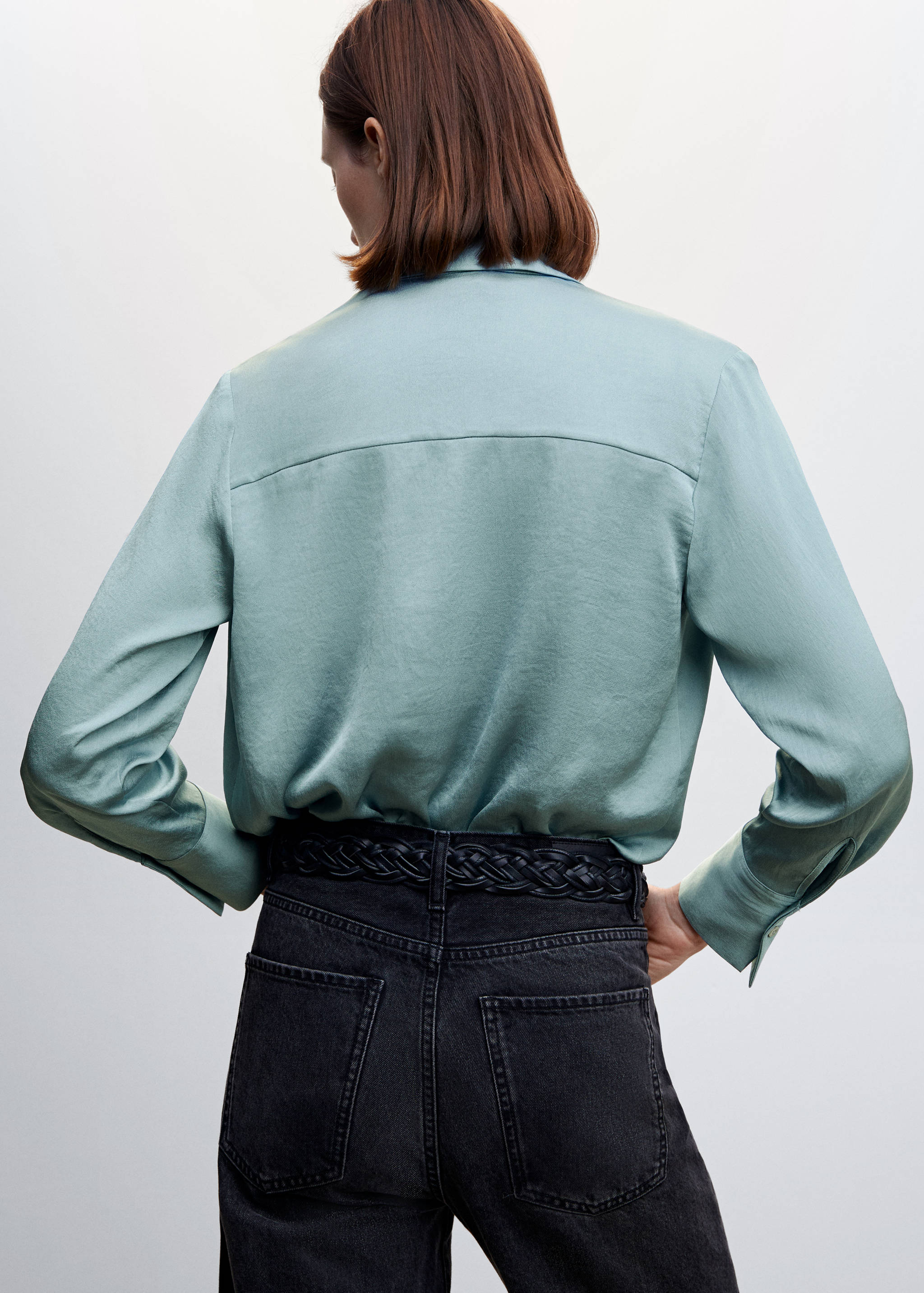 Satin finish flowy shirt - Reverse of the article