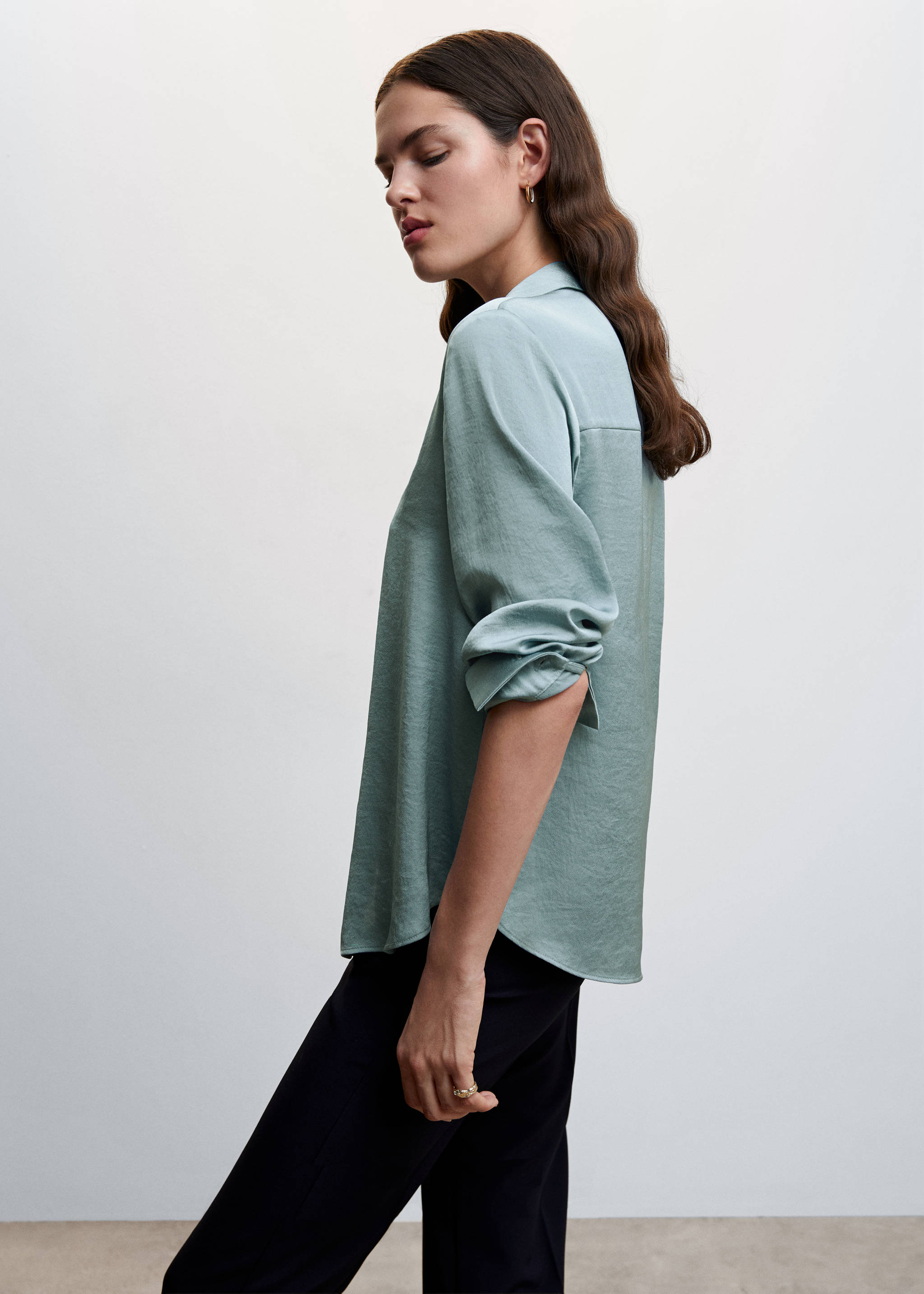 Satin finish flowy shirt - Details of the article 6