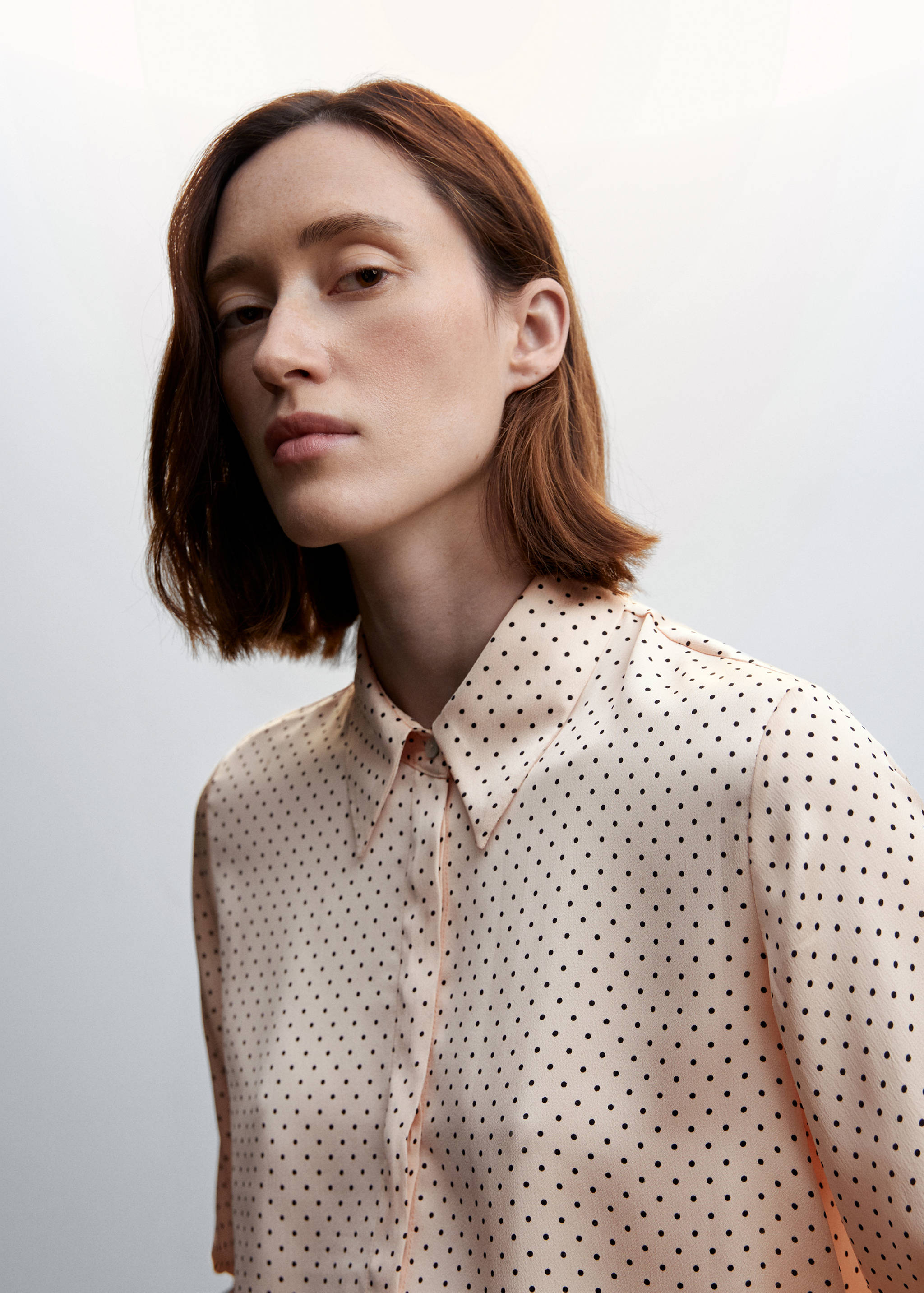 Satin finish flowy shirt - Details of the article 6