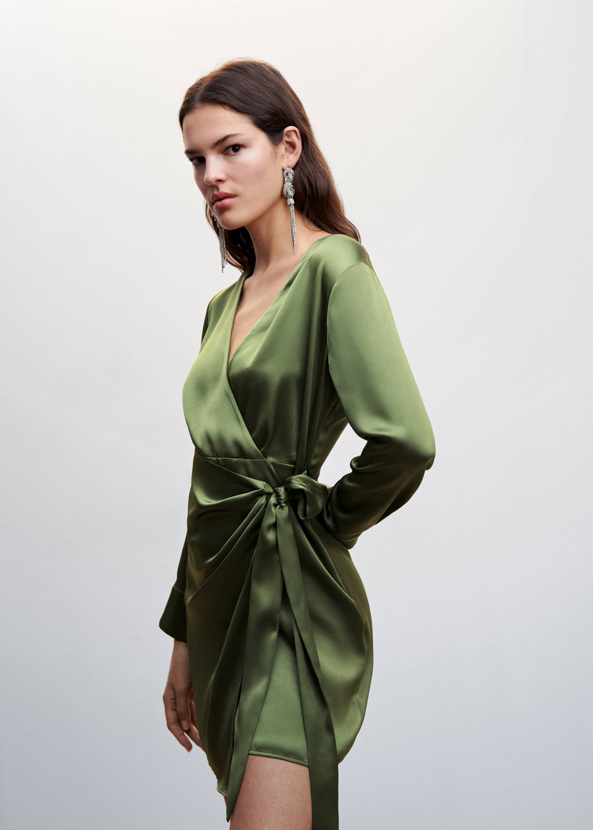 Satin tie dress - Details of the article 2