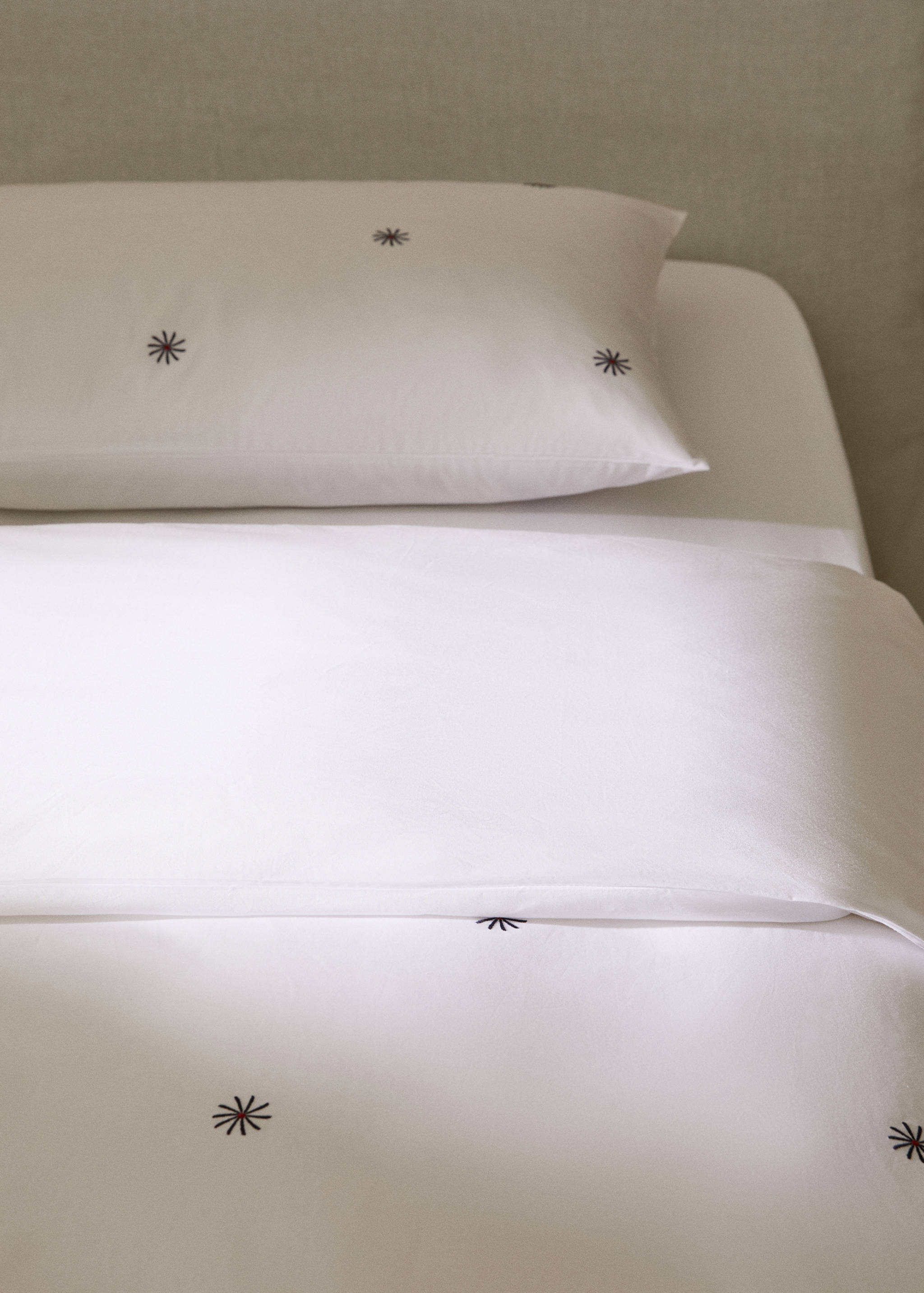 Broderat påslakan 90 cm säng - Detaljer om artikeln 8