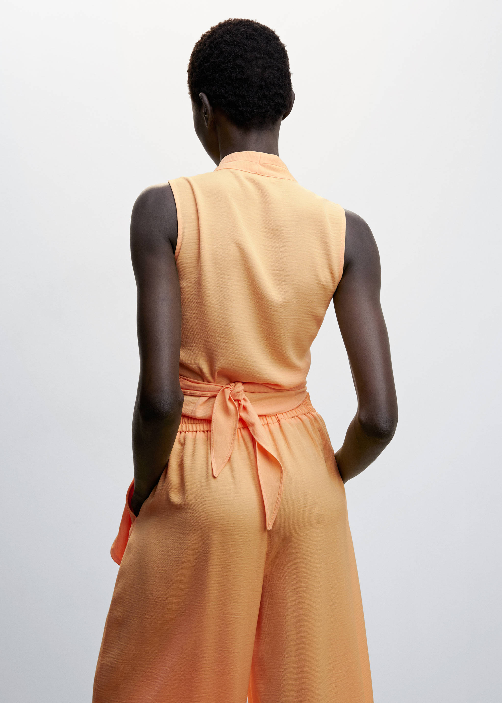 Kurzes Top in Wickel-Optik - Rückseite des Artikels