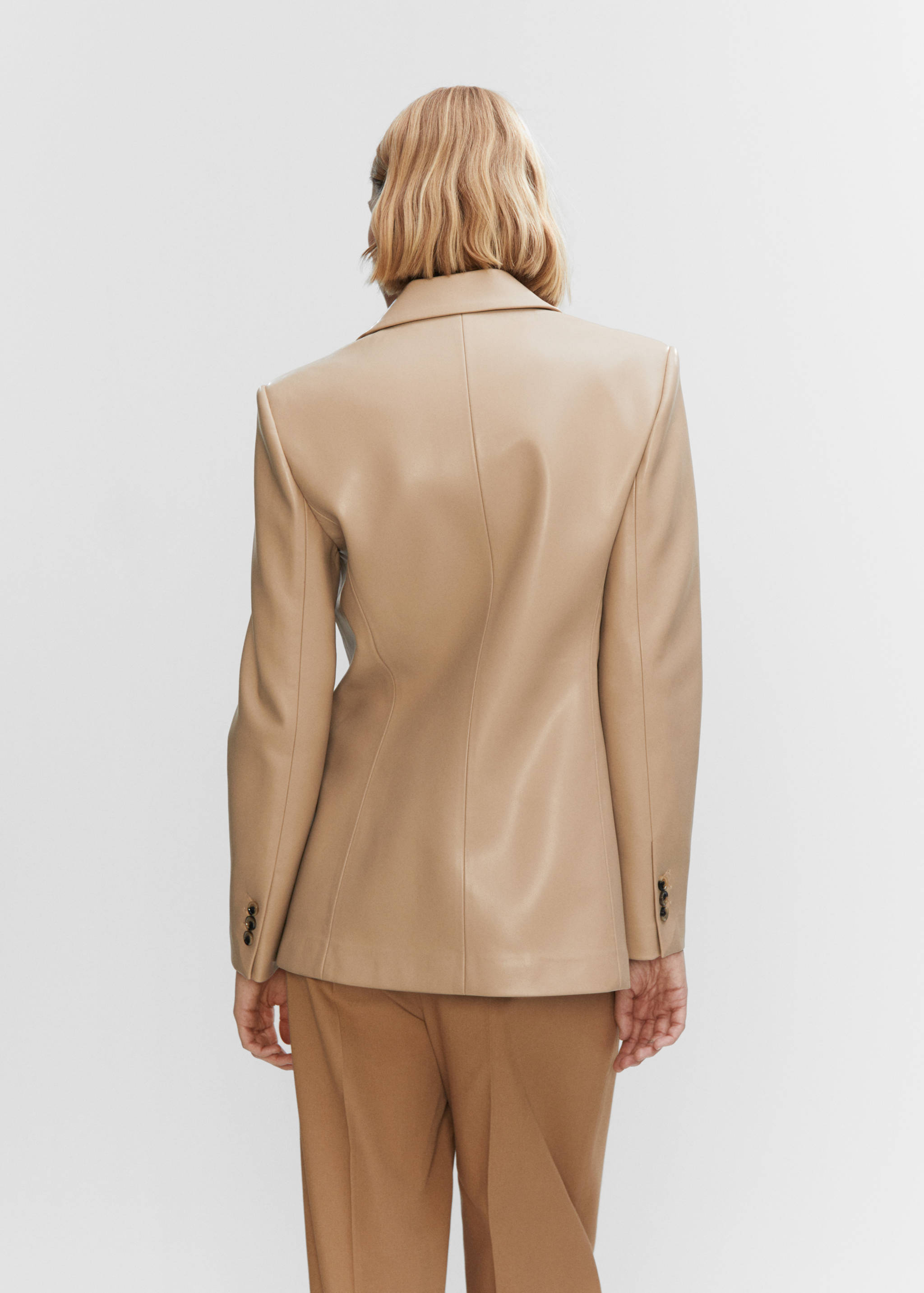 Americana efecte pell - Revers de l'article