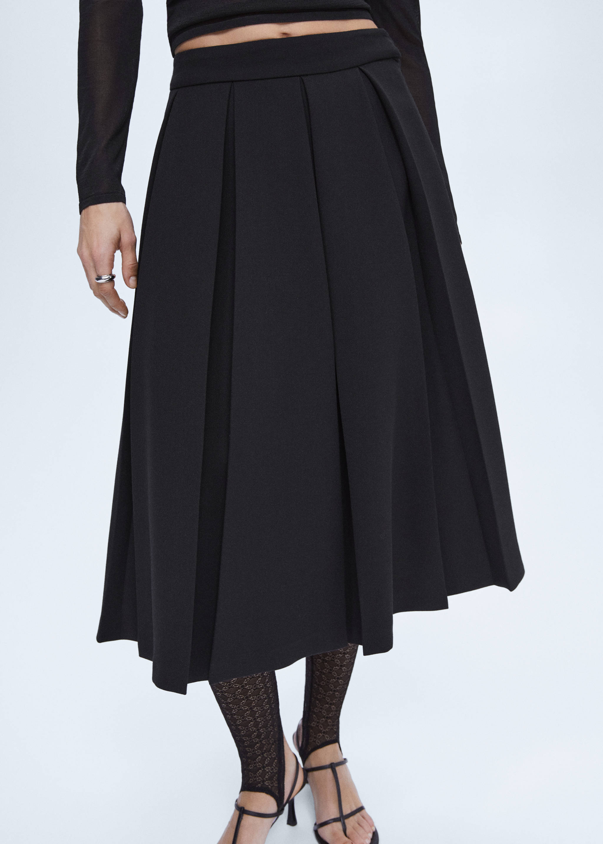 Pleated midi skirt - Details of the article 6