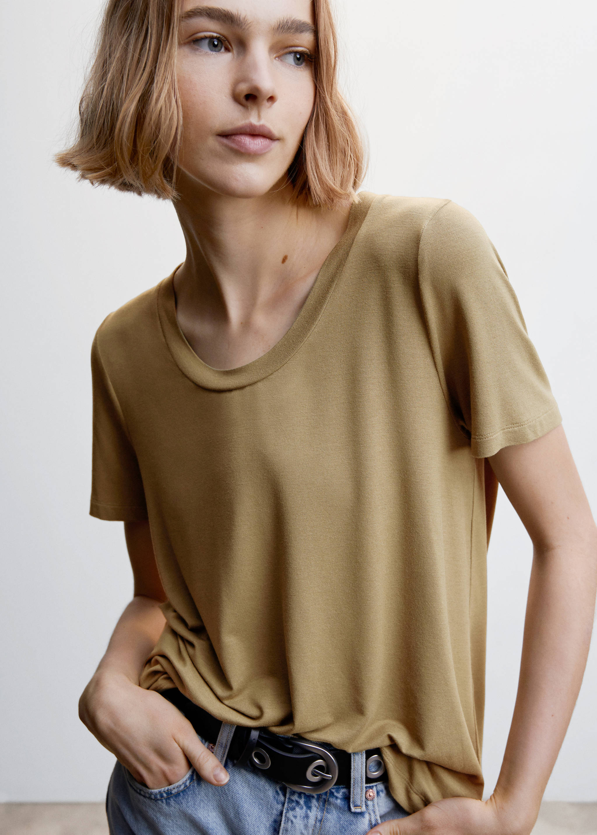 Fluid short-sleeve t-shirt - Details of the article 1