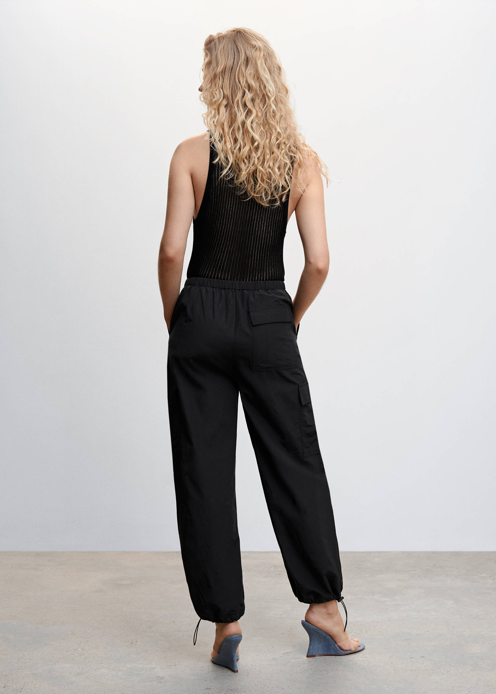 Top canalé punto desagujado - Reverso del artículo